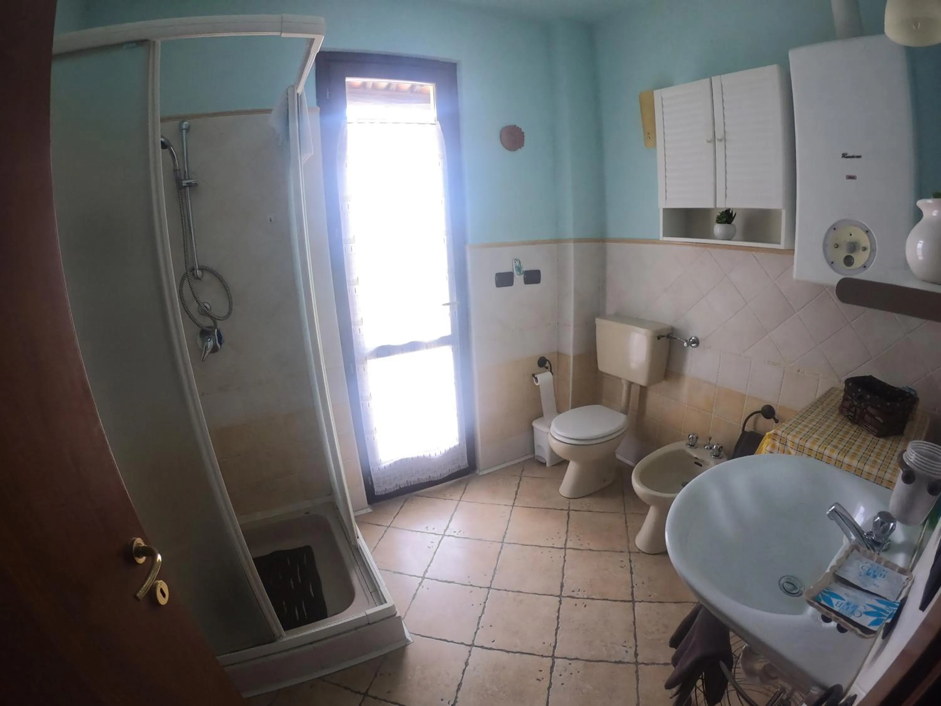 Tra... Monti E Vigne