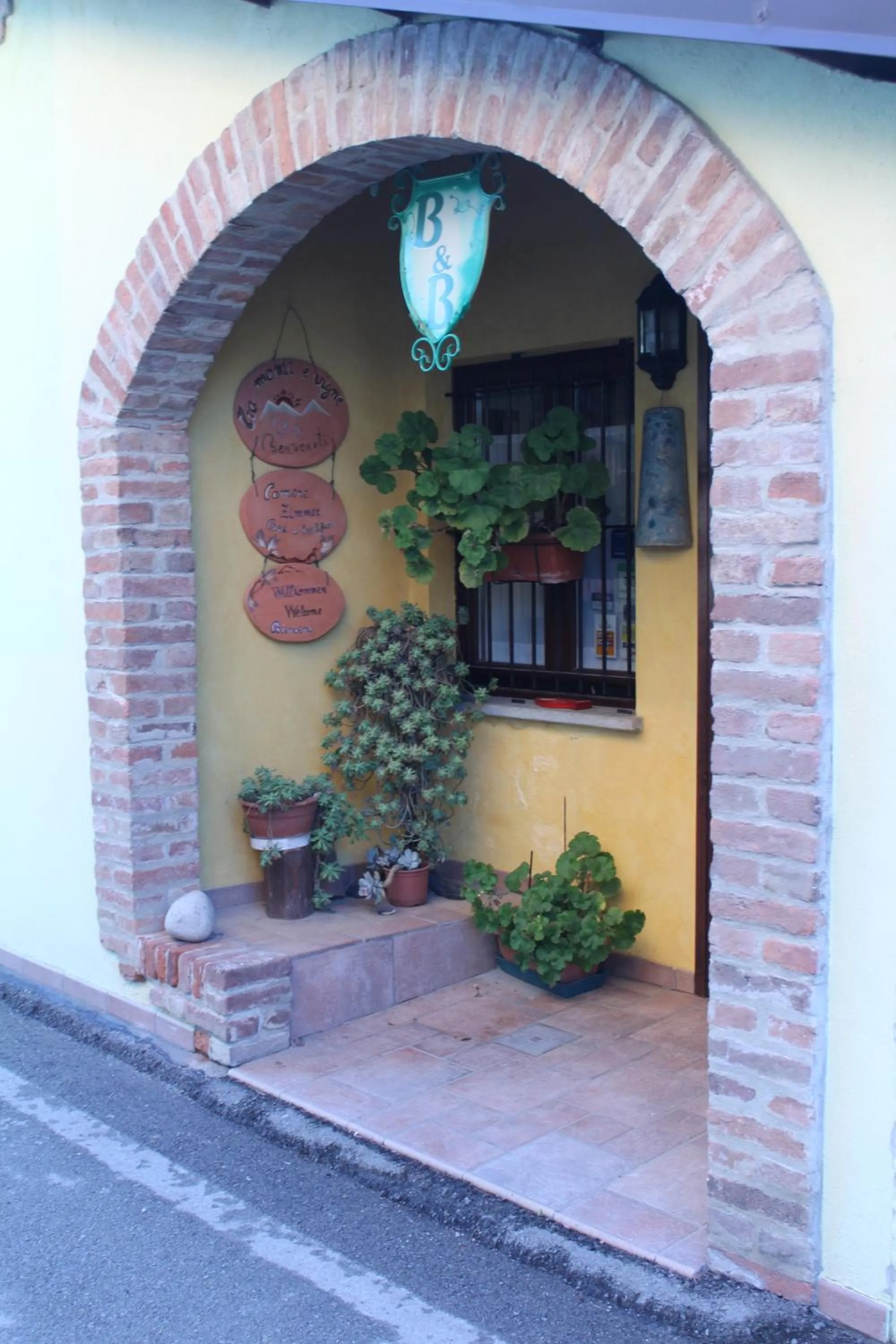 Property building in Tra... Monti E Vigne