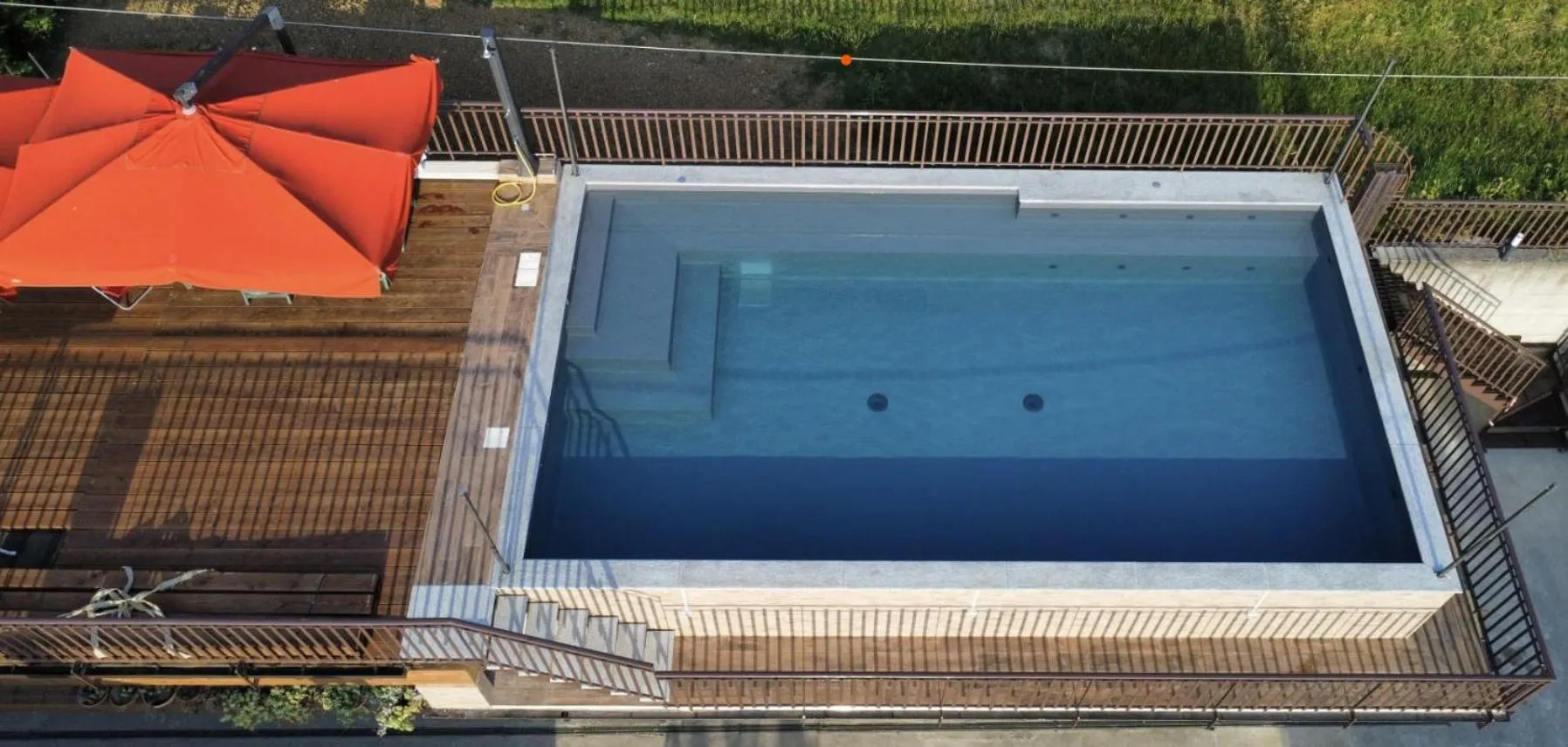 Tra... Monti E Vigne