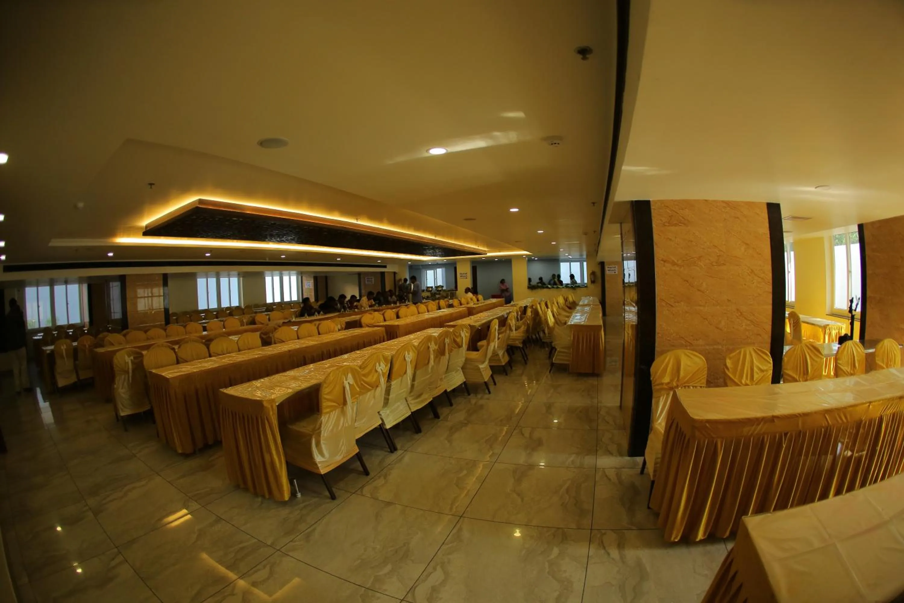 Banquet/Function facilities in Hotel Lance International