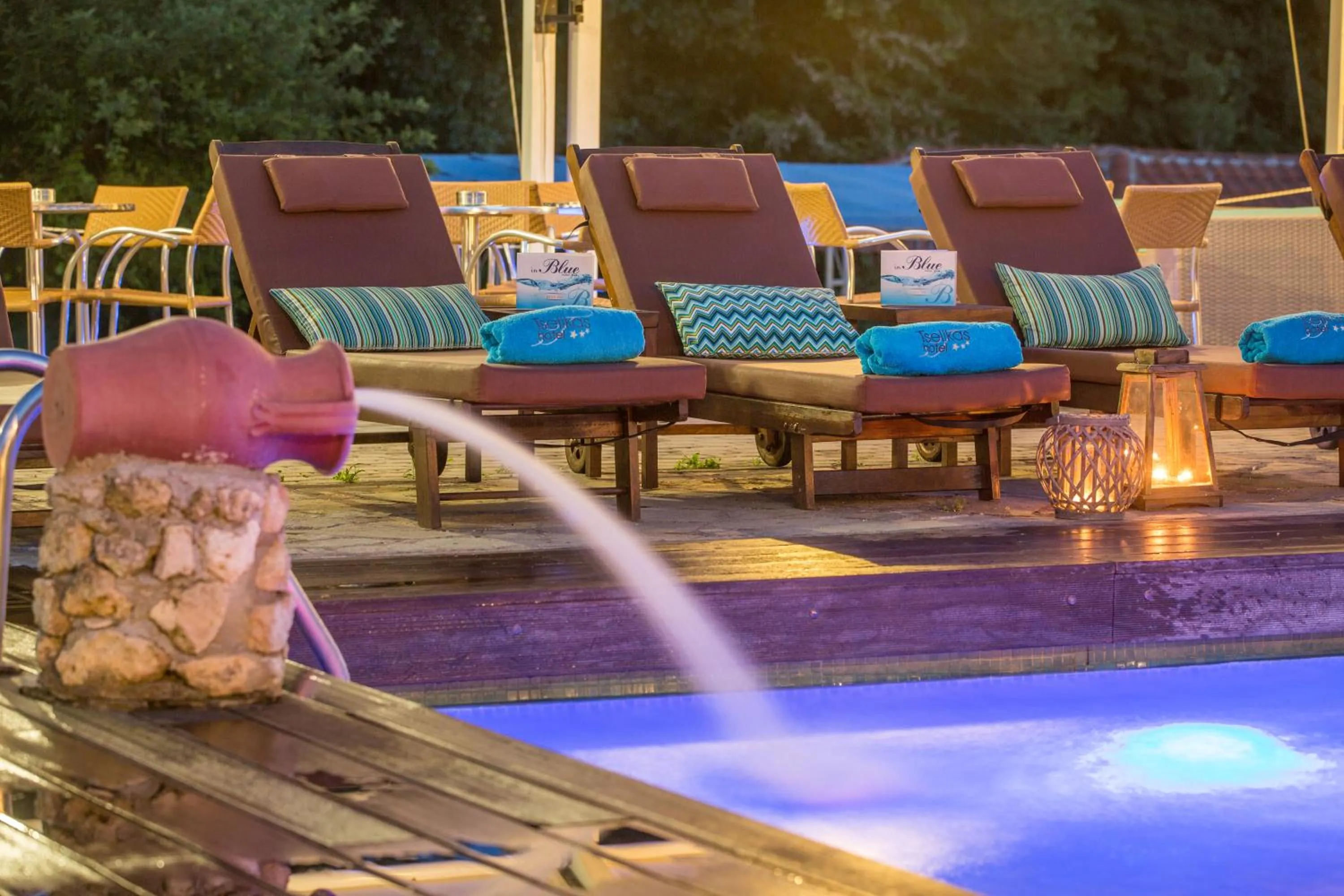 Swimming pool in Tselikas Hotel