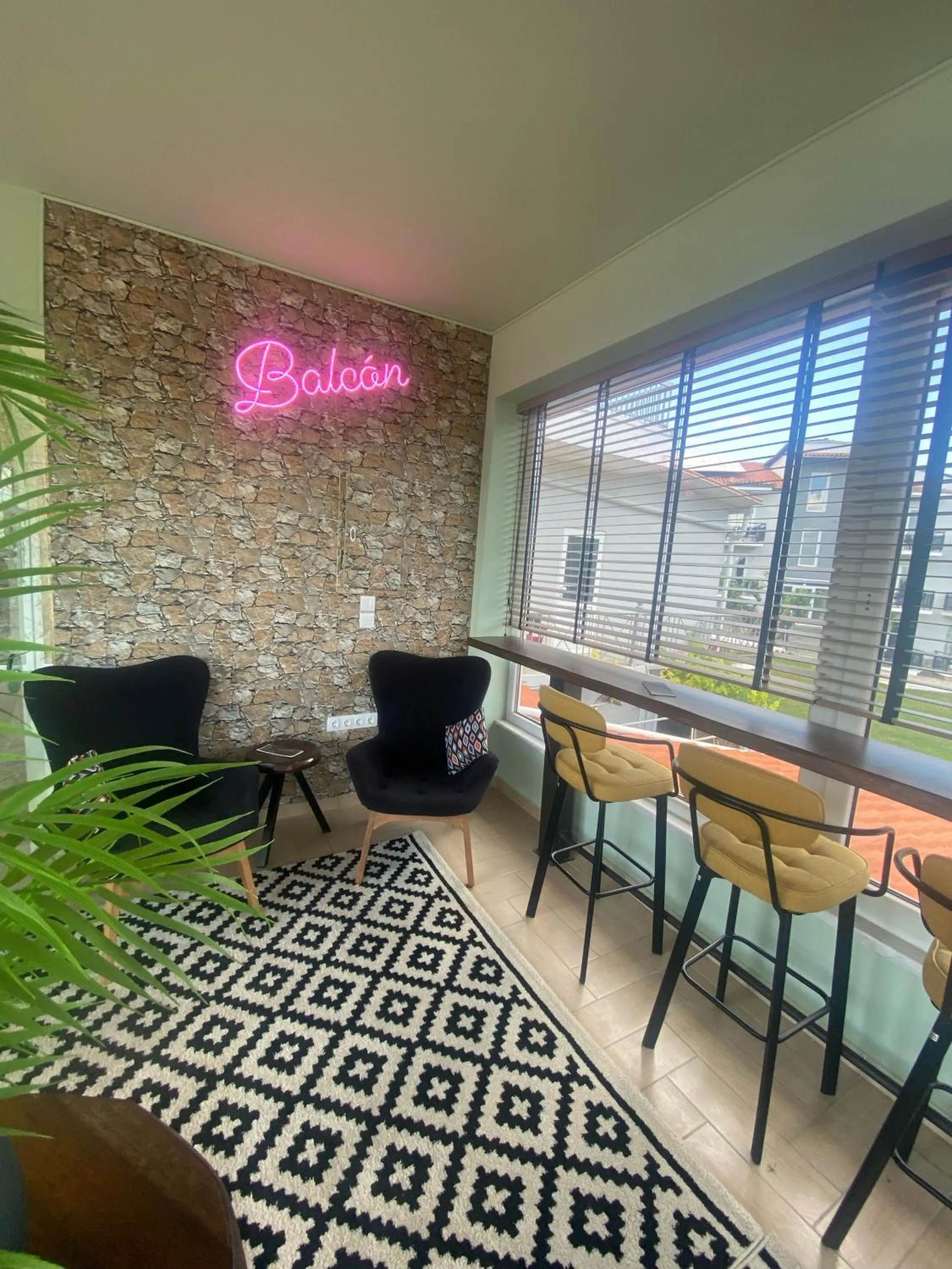 Coffee/tea facilities in Tselikas Hotel