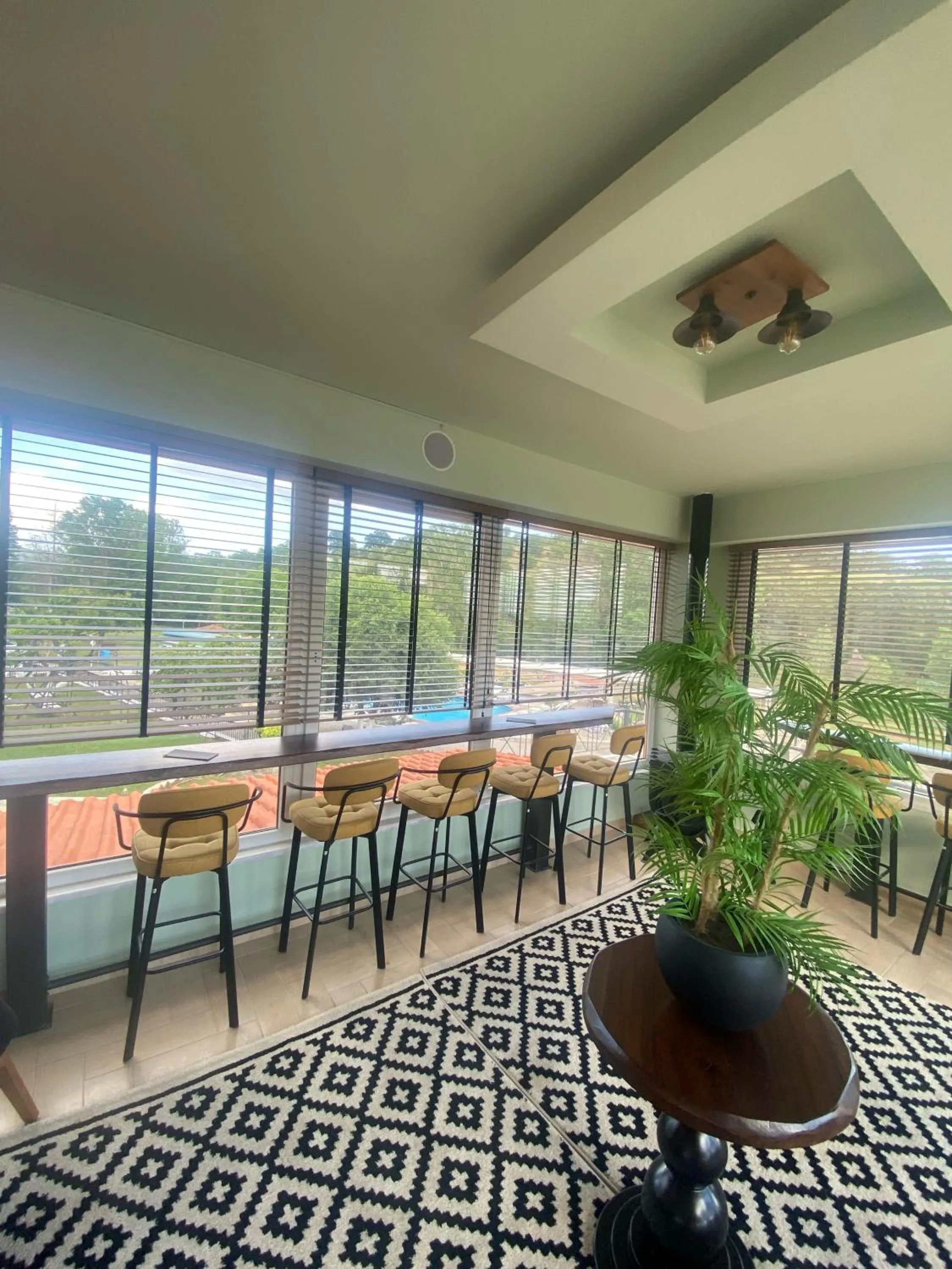 Coffee/tea facilities in Tselikas Hotel