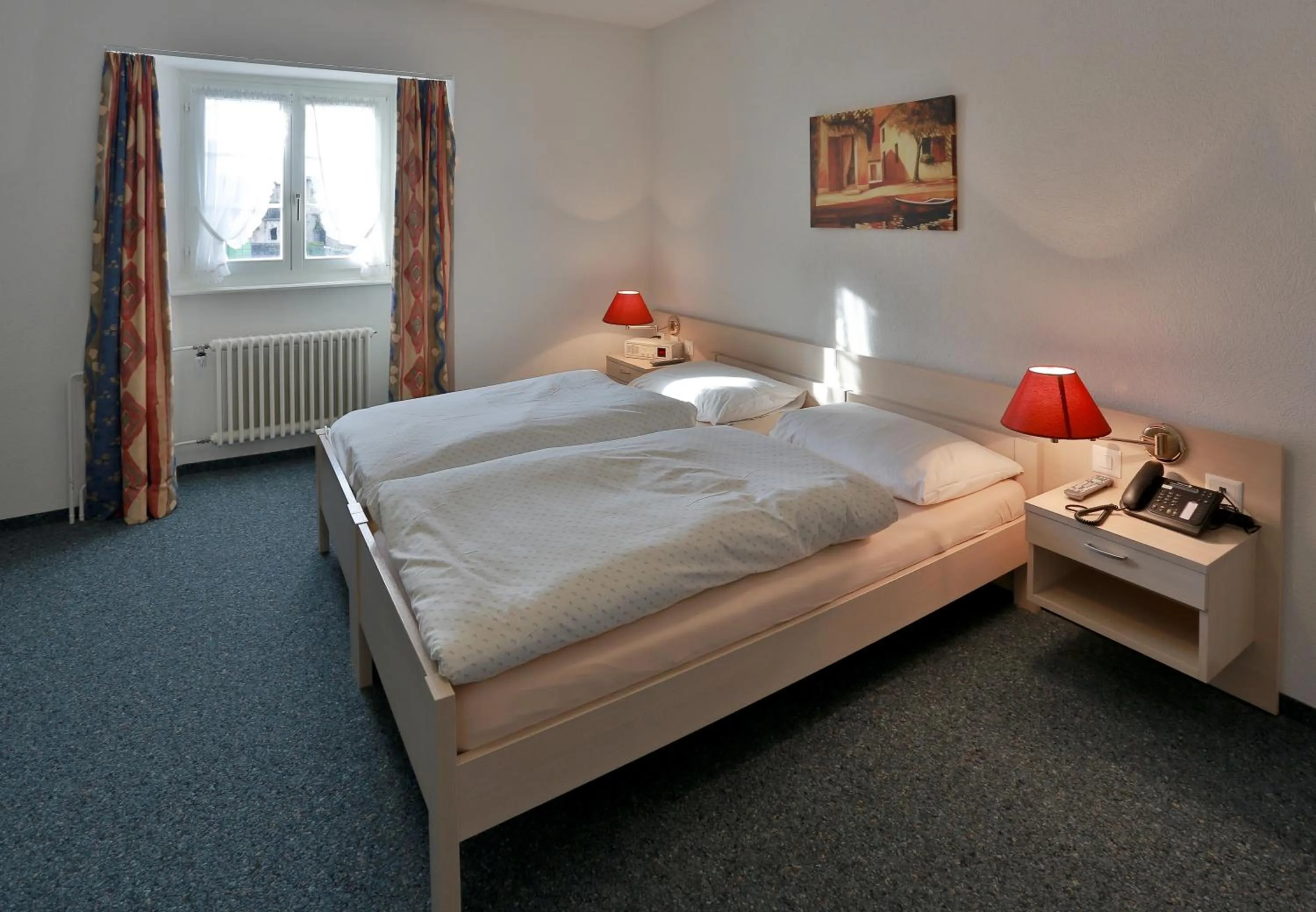 Bed in Hôtel du Port - Free Parking - Breakfast included