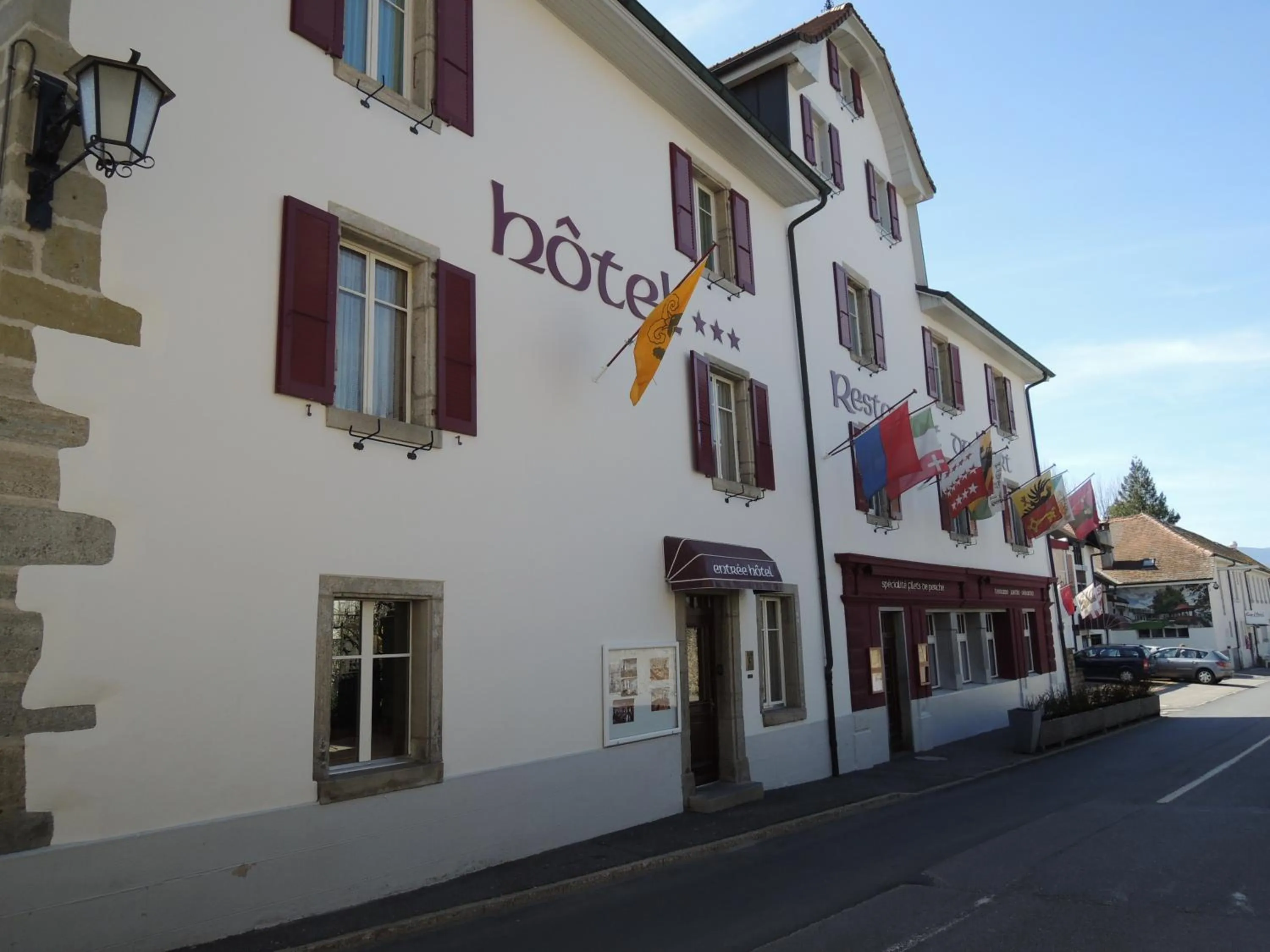 Property building in Hôtel du Port - Free Parking - Breakfast included