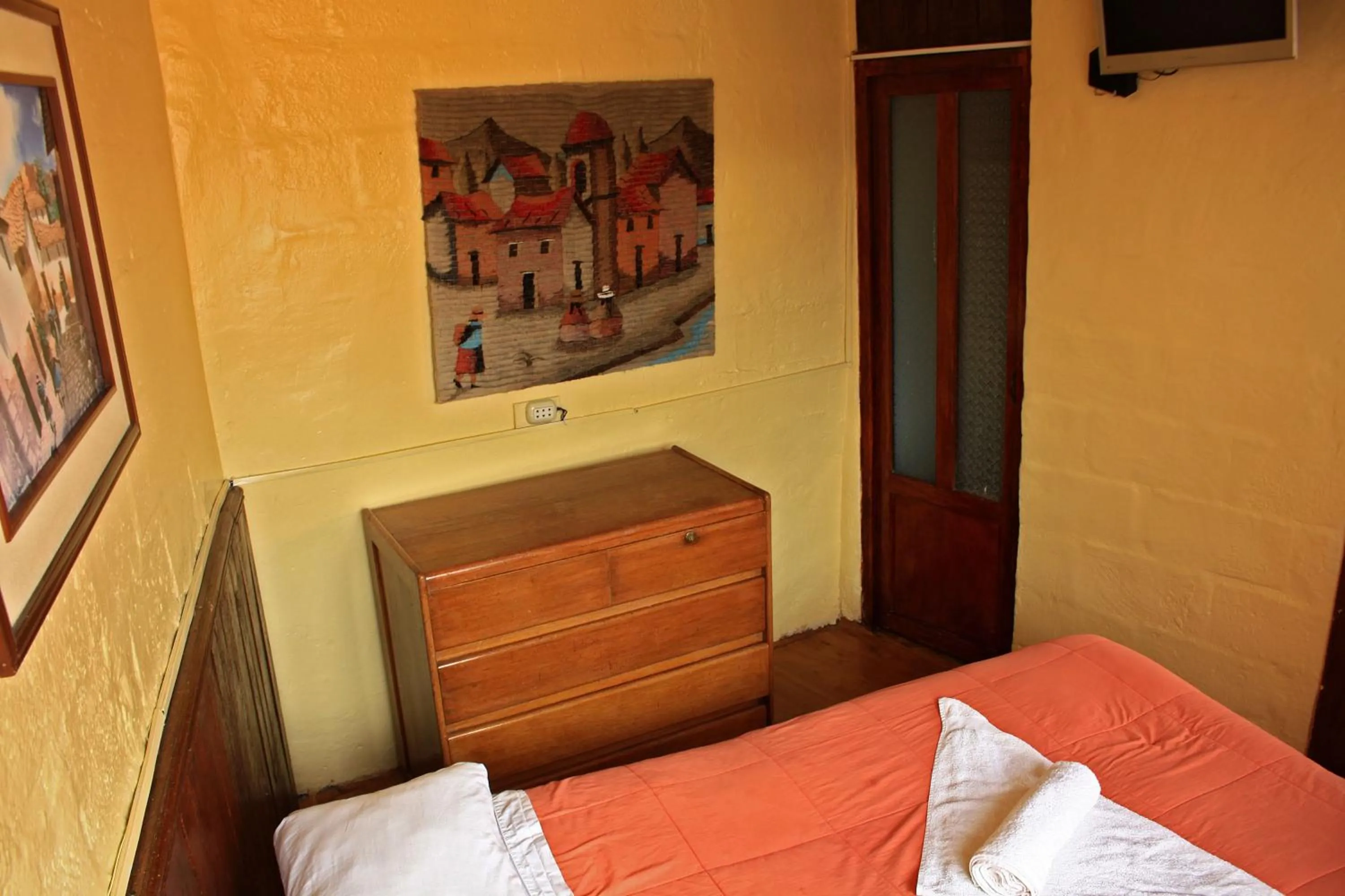 Bedroom, Bed in Samay Wasi Hostel