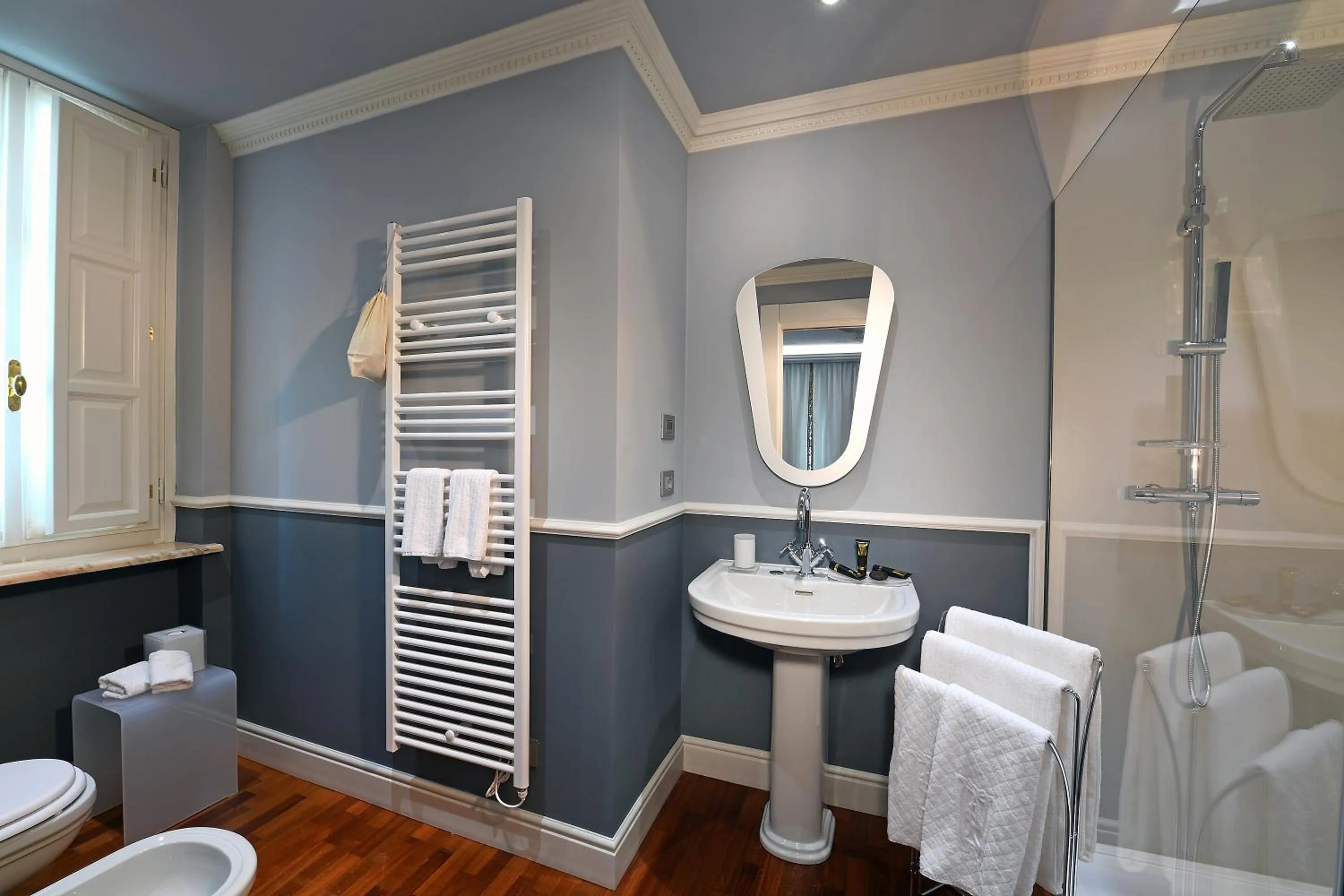 Bathroom in La Ribezza Boutique Hotel