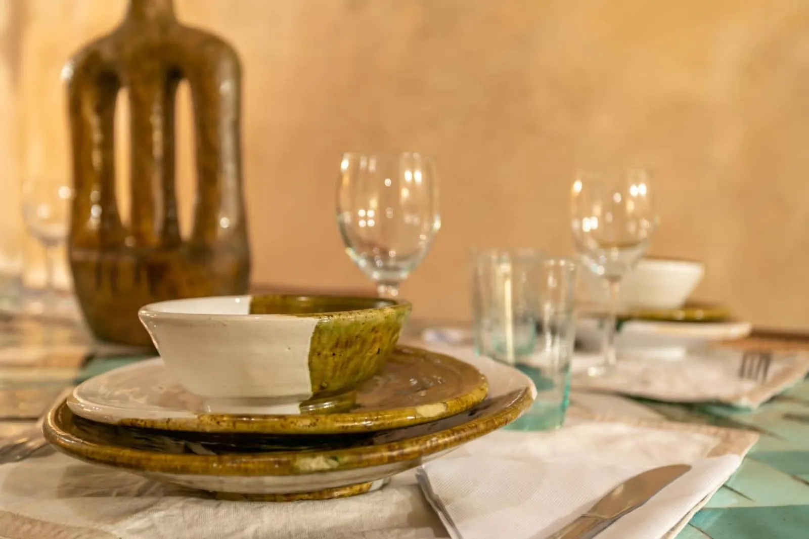 Restaurant/places to eat in Riad Safar