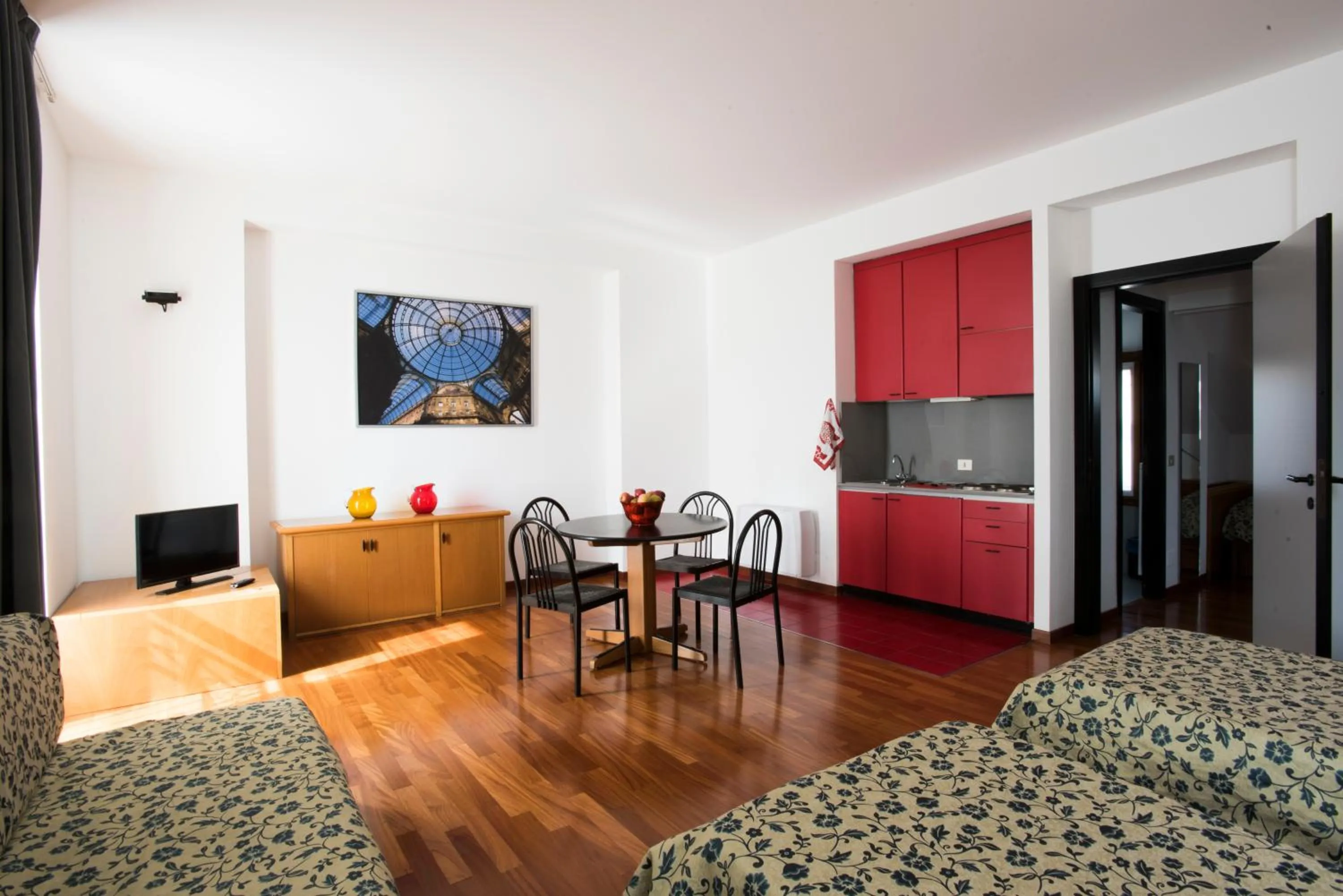 Photo of the whole room, Bed in Residence Villa Odescalchi