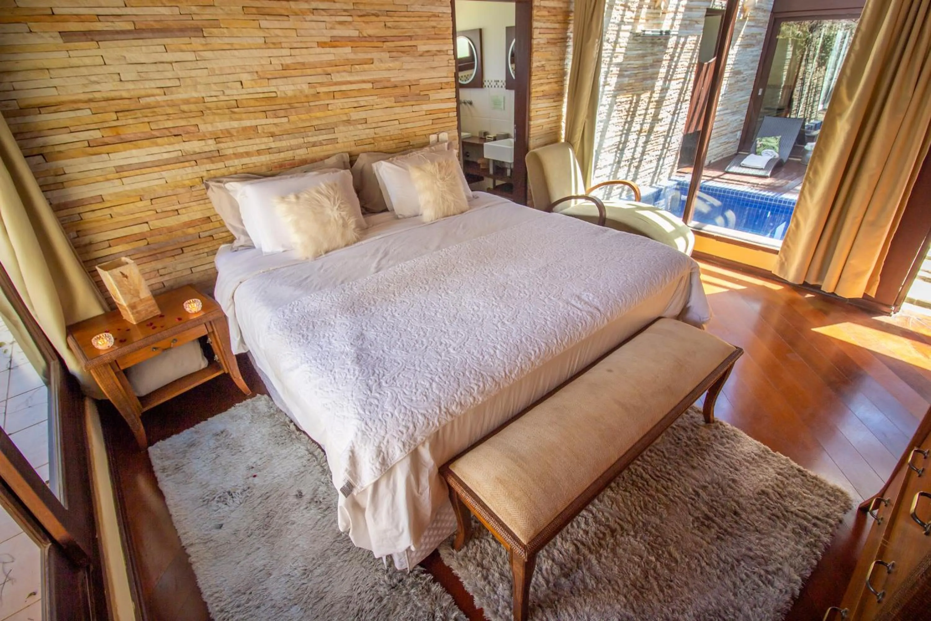 Photo of the whole room, Bed in Pousada Jardim das Montanhas