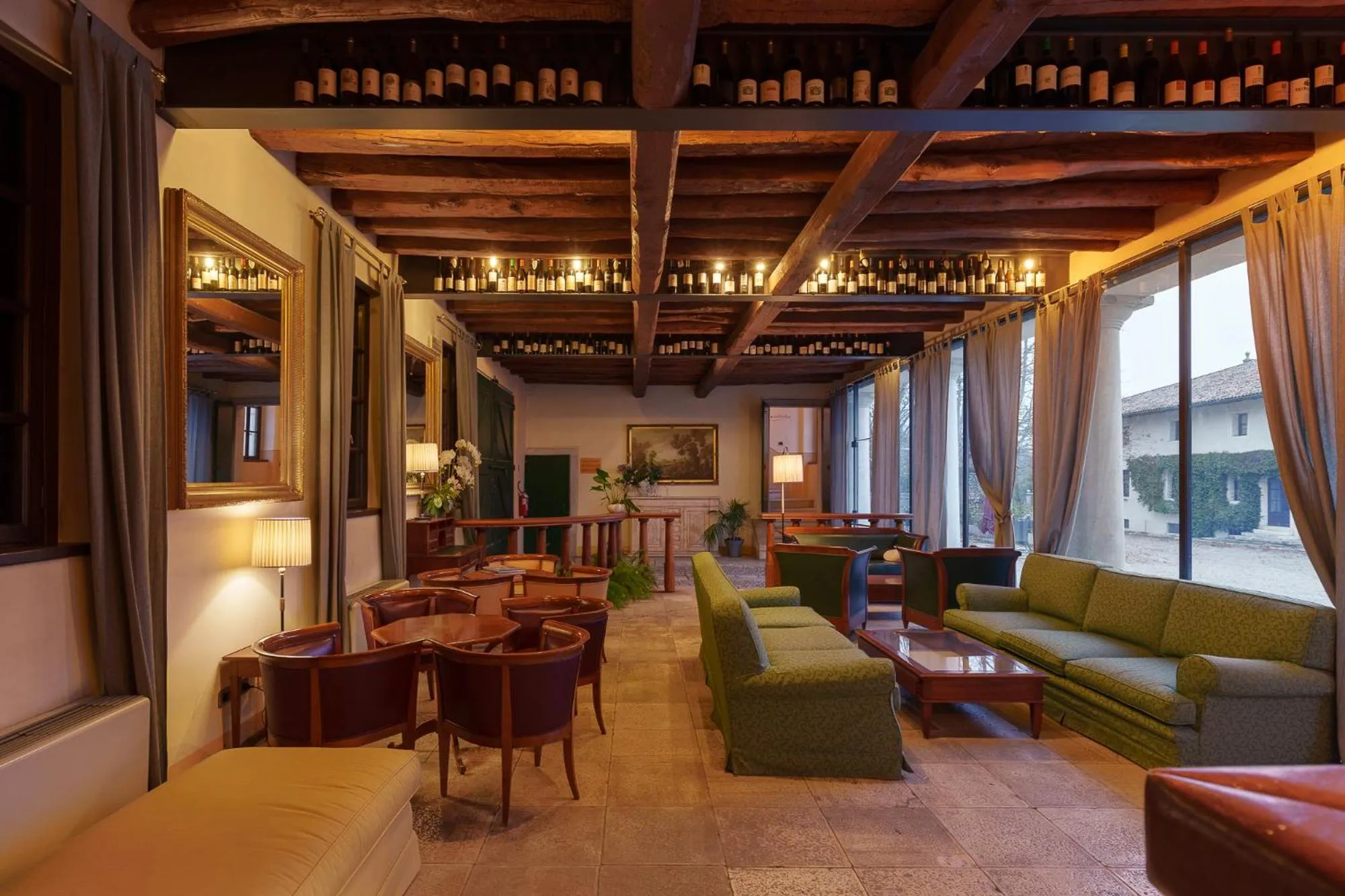 Lobby or reception in Hotel Villa Policreti