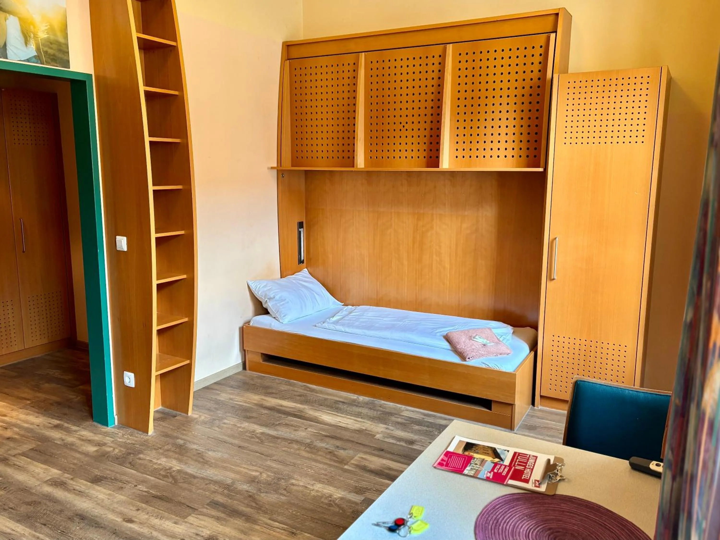 Bed in Junges Hotel Tulln - NÖ Jugendherbergswerk