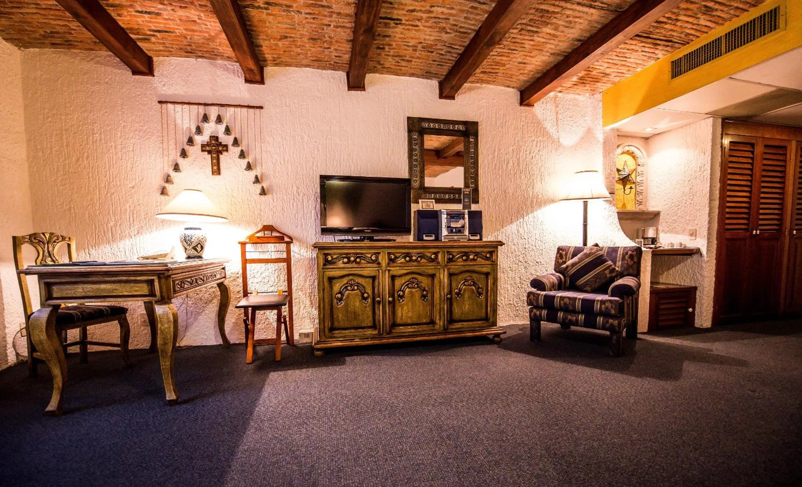 Decorative detail in Hotel La Mansion del Sol