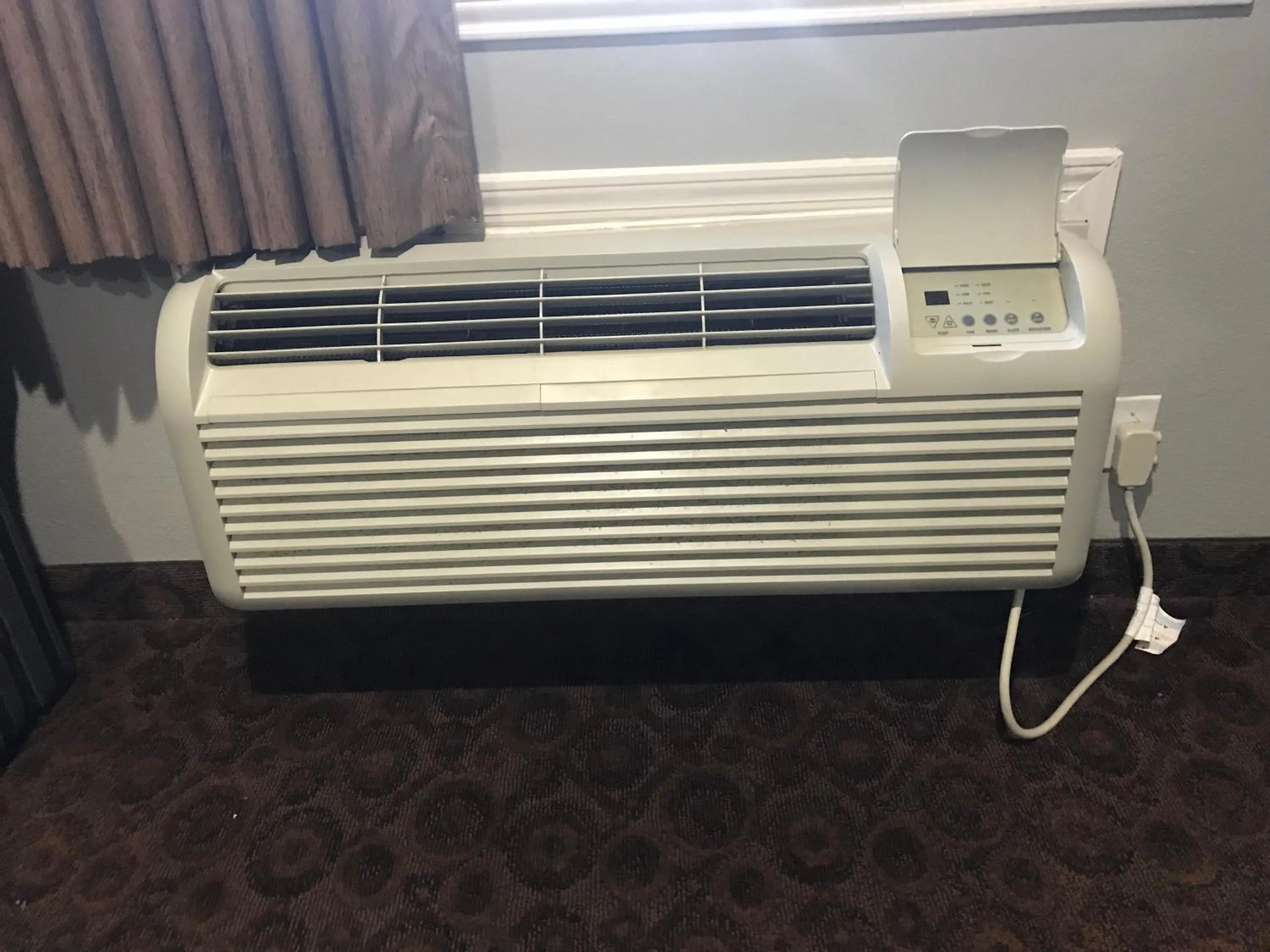 Camelot Inn and Suites