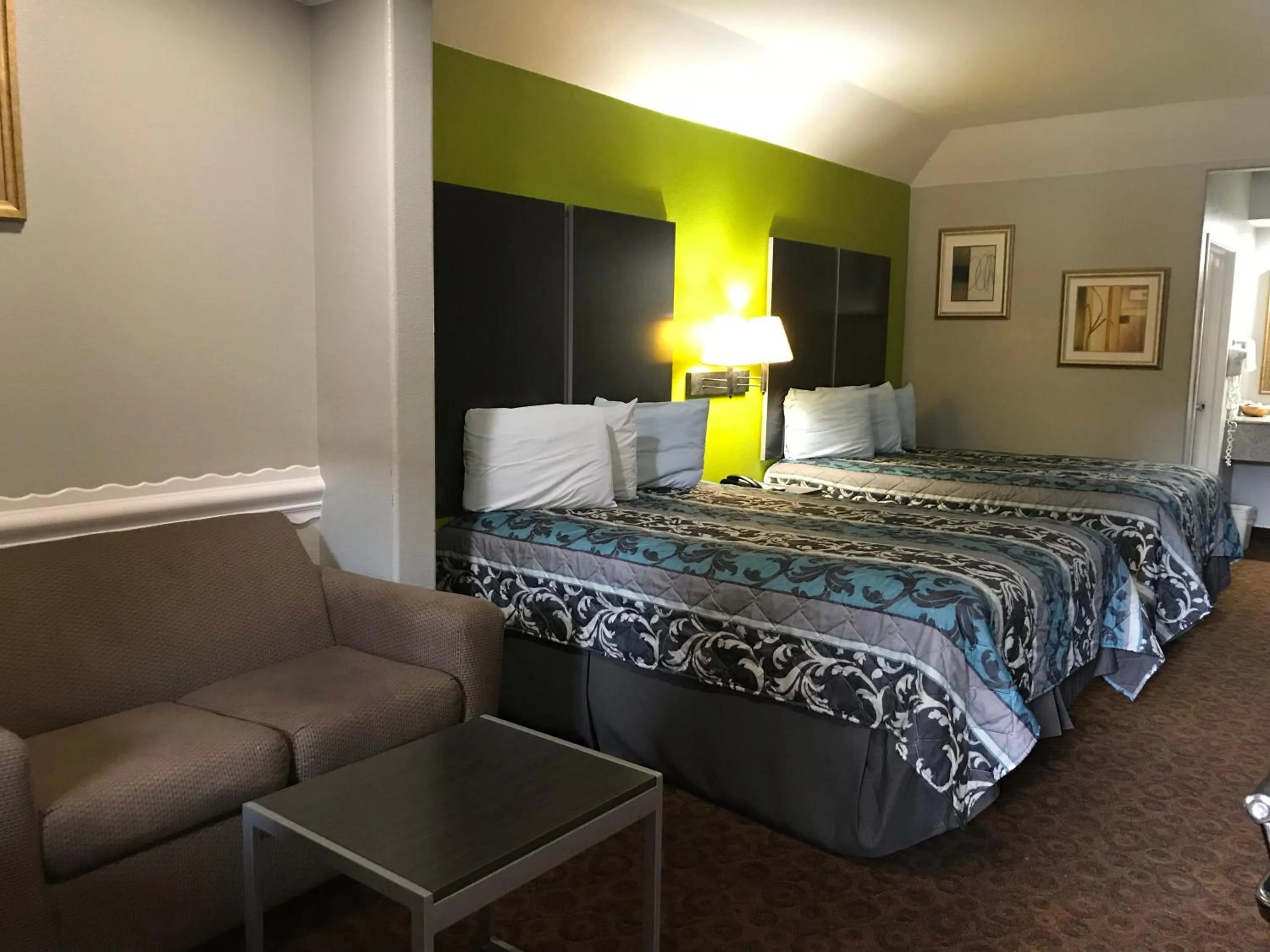 Camelot Inn and Suites