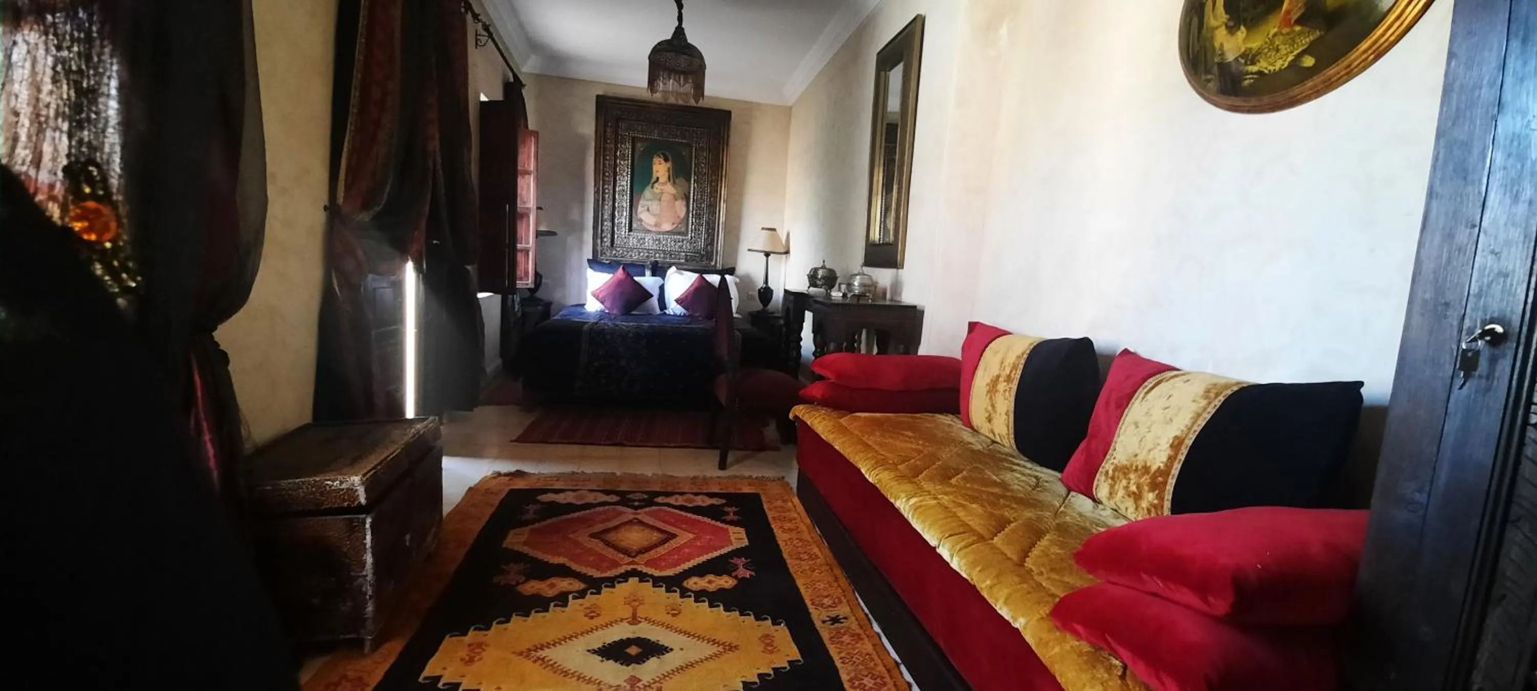 Photo of the whole room in Riad Lorsya