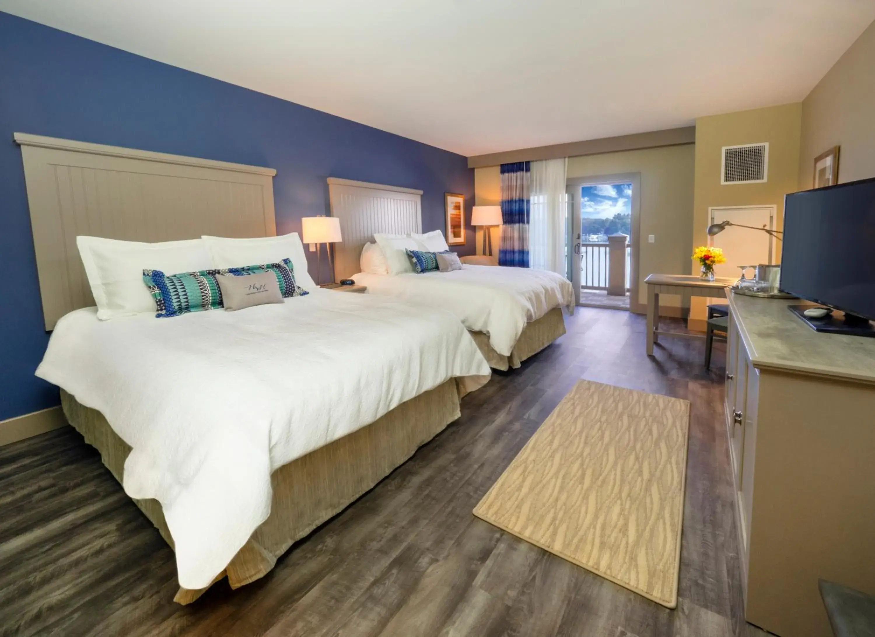 Deluxe Room in Chautauqua Harbor Hotel - Jamestown Deluxe Room in Chautauqua Harbor Hotel - Jamestown