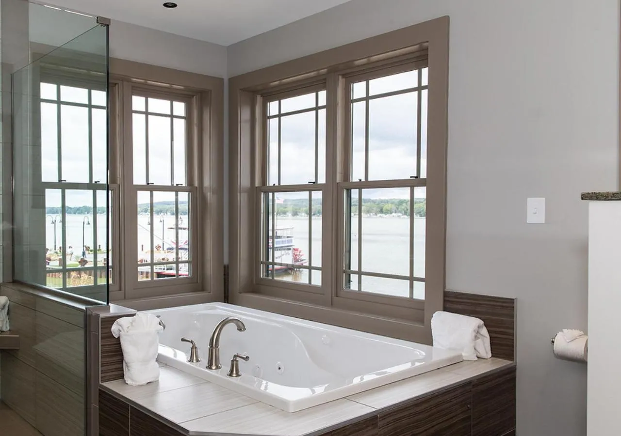 Bathroom in Chautauqua Harbor Hotel - Jamestown