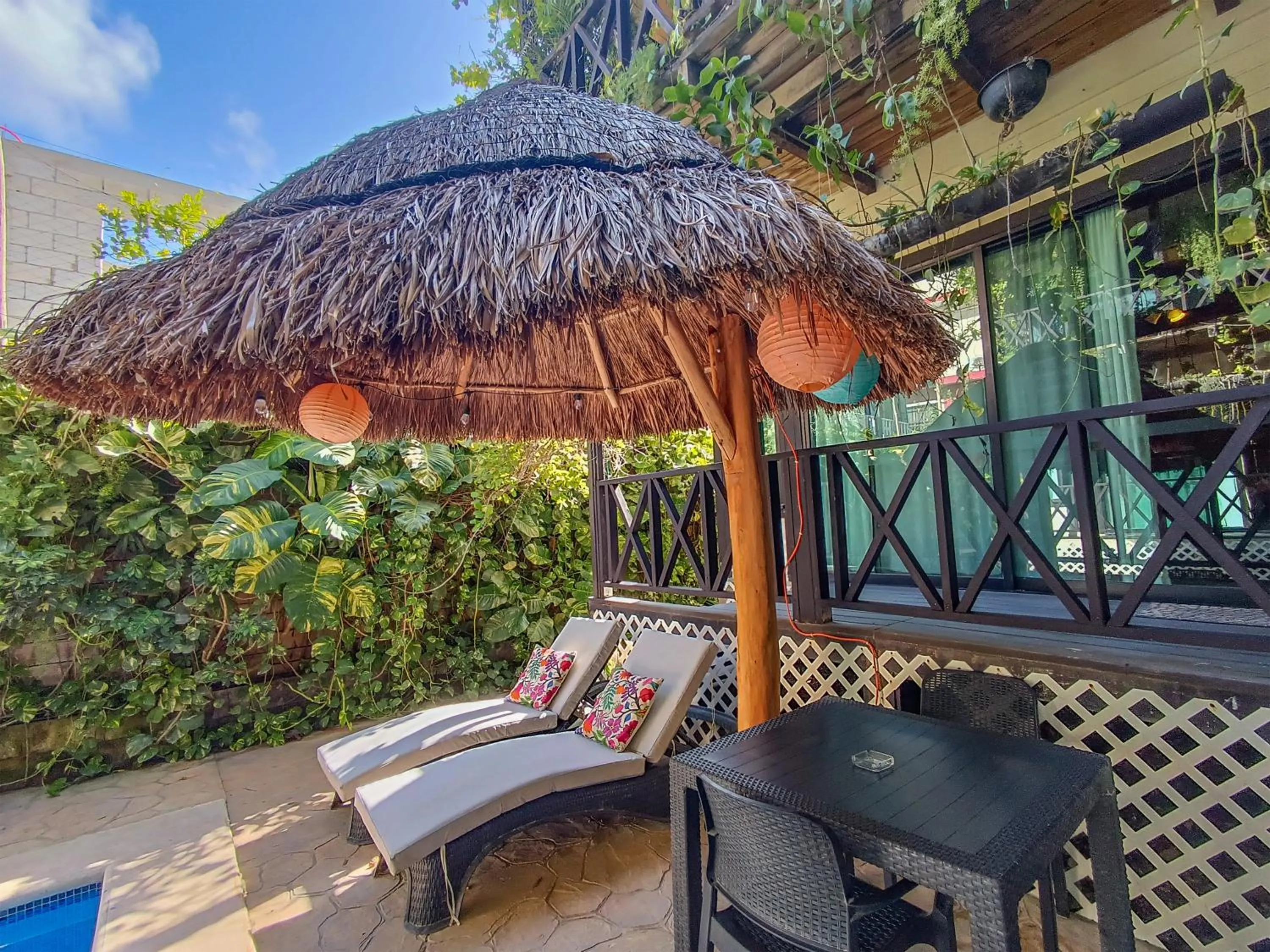 Garden in Alicat Villas