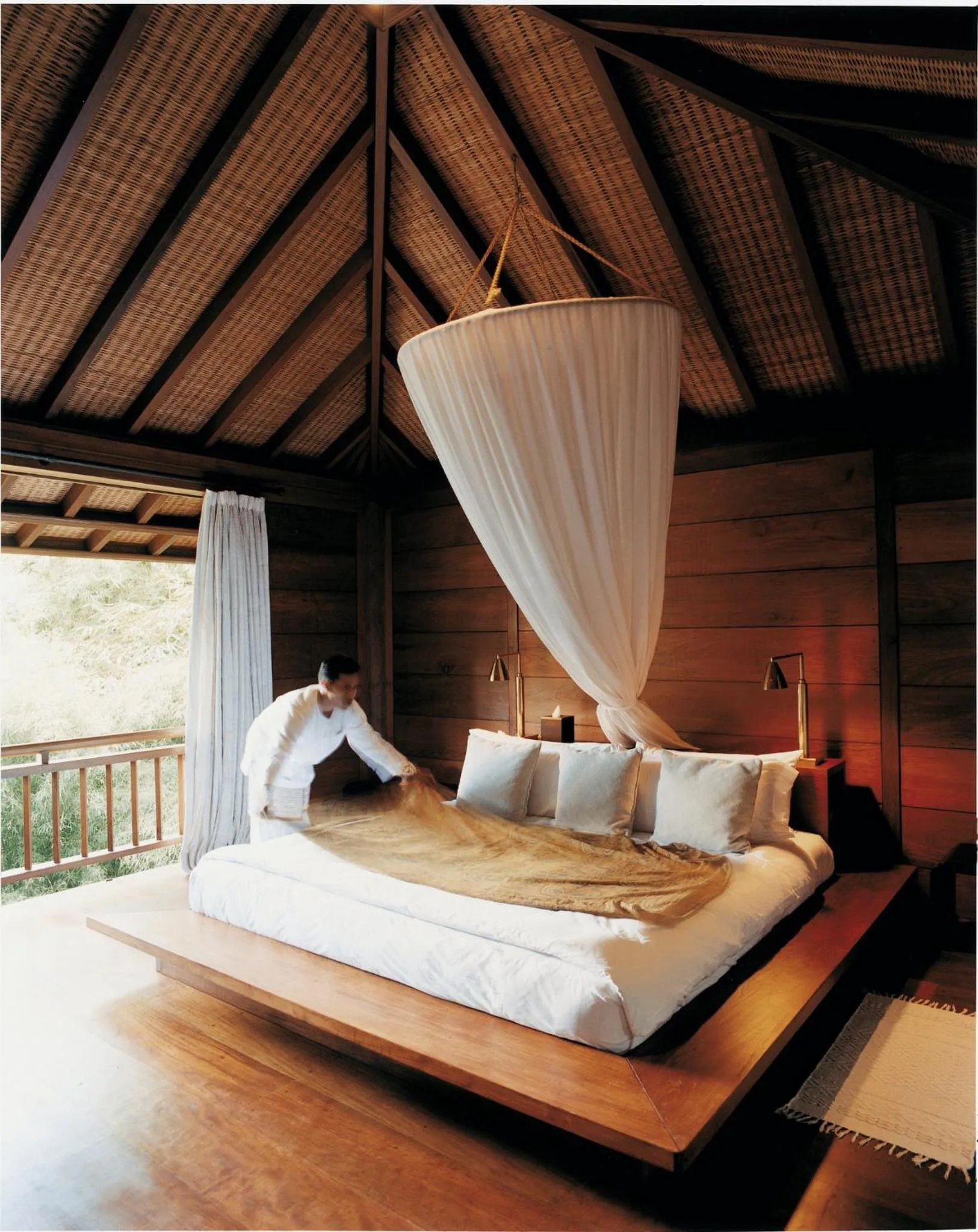 Photo of the whole room, Bed in COMO Shambhala Estate