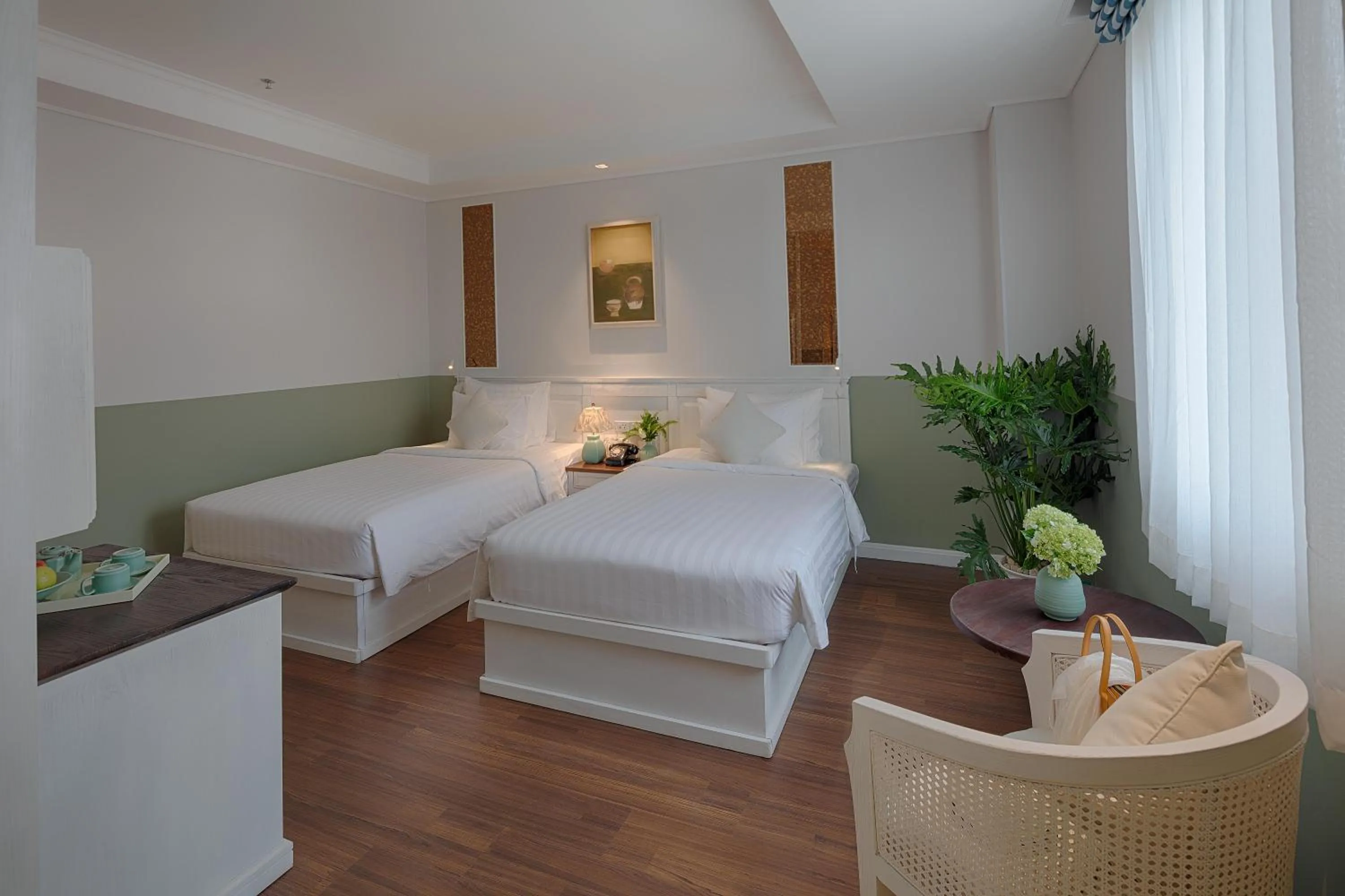 Bed in Au Lac Charner Hotel