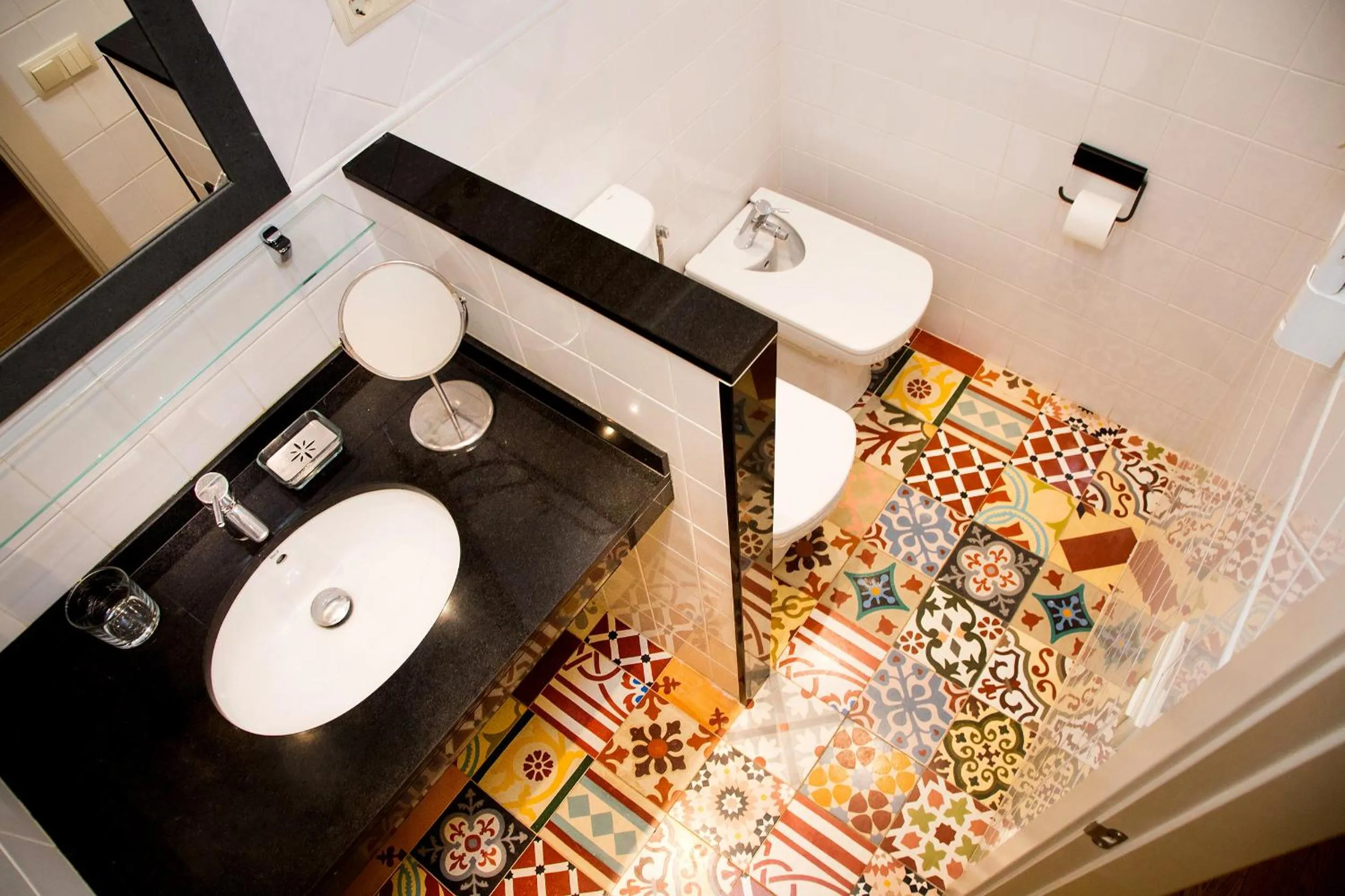 Bathroom in Opening Doors Aribau