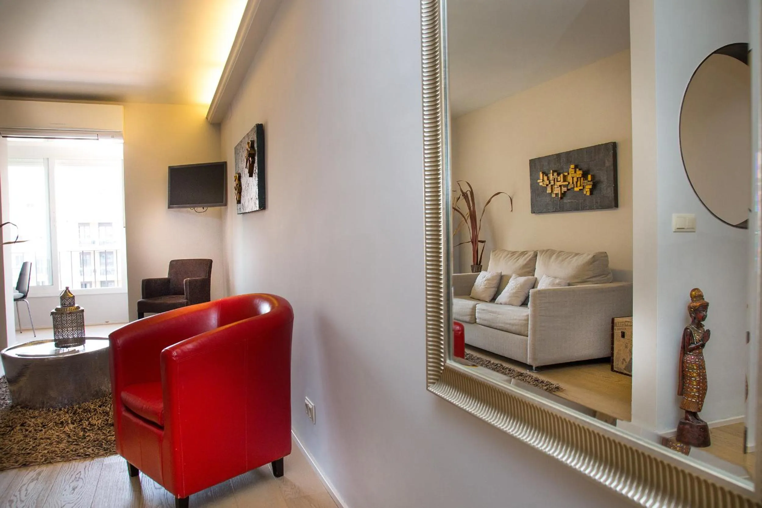 Living room in Opening Doors Aribau