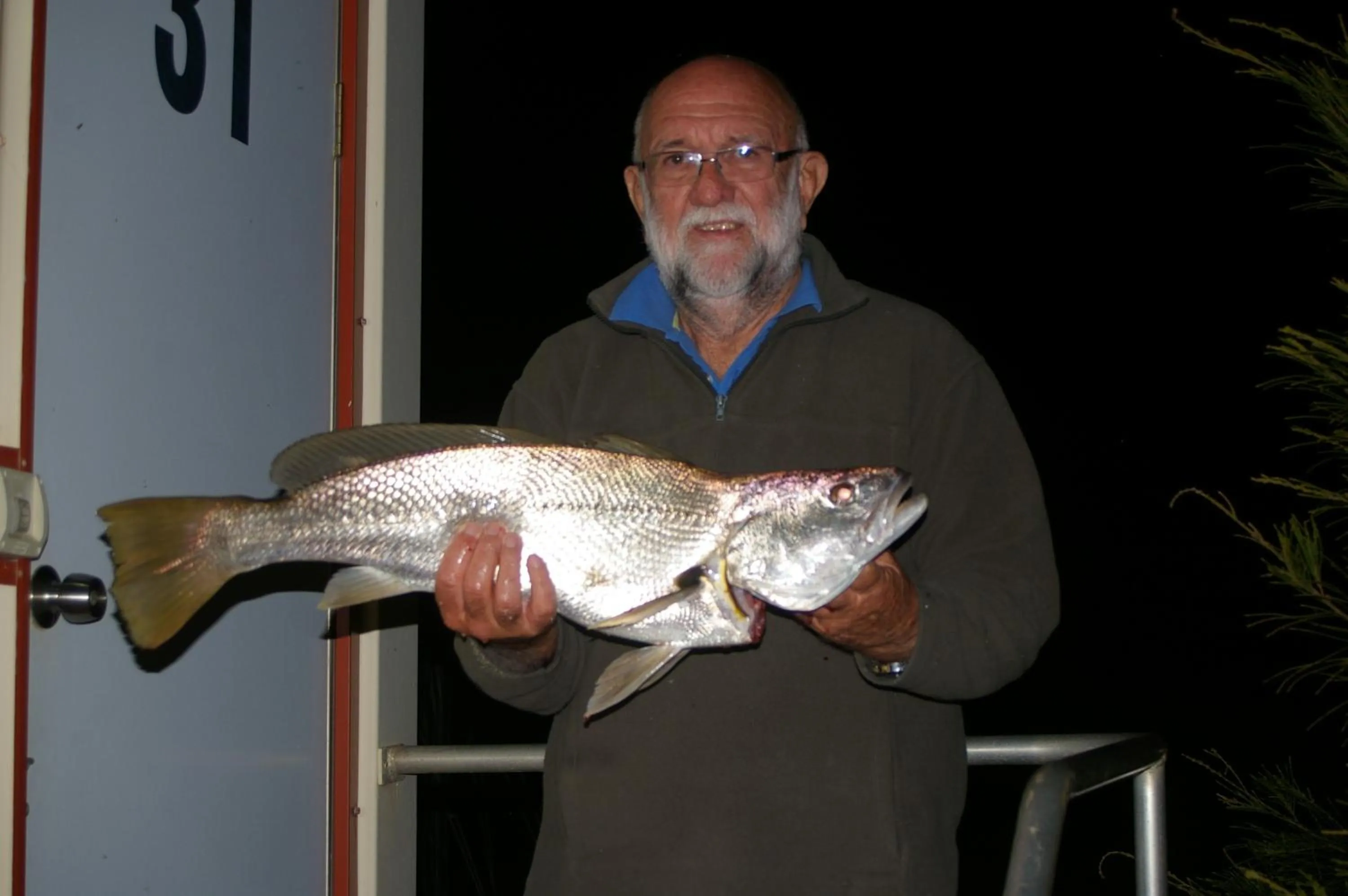 Fishing in Seaspray Beach Holiday Park
