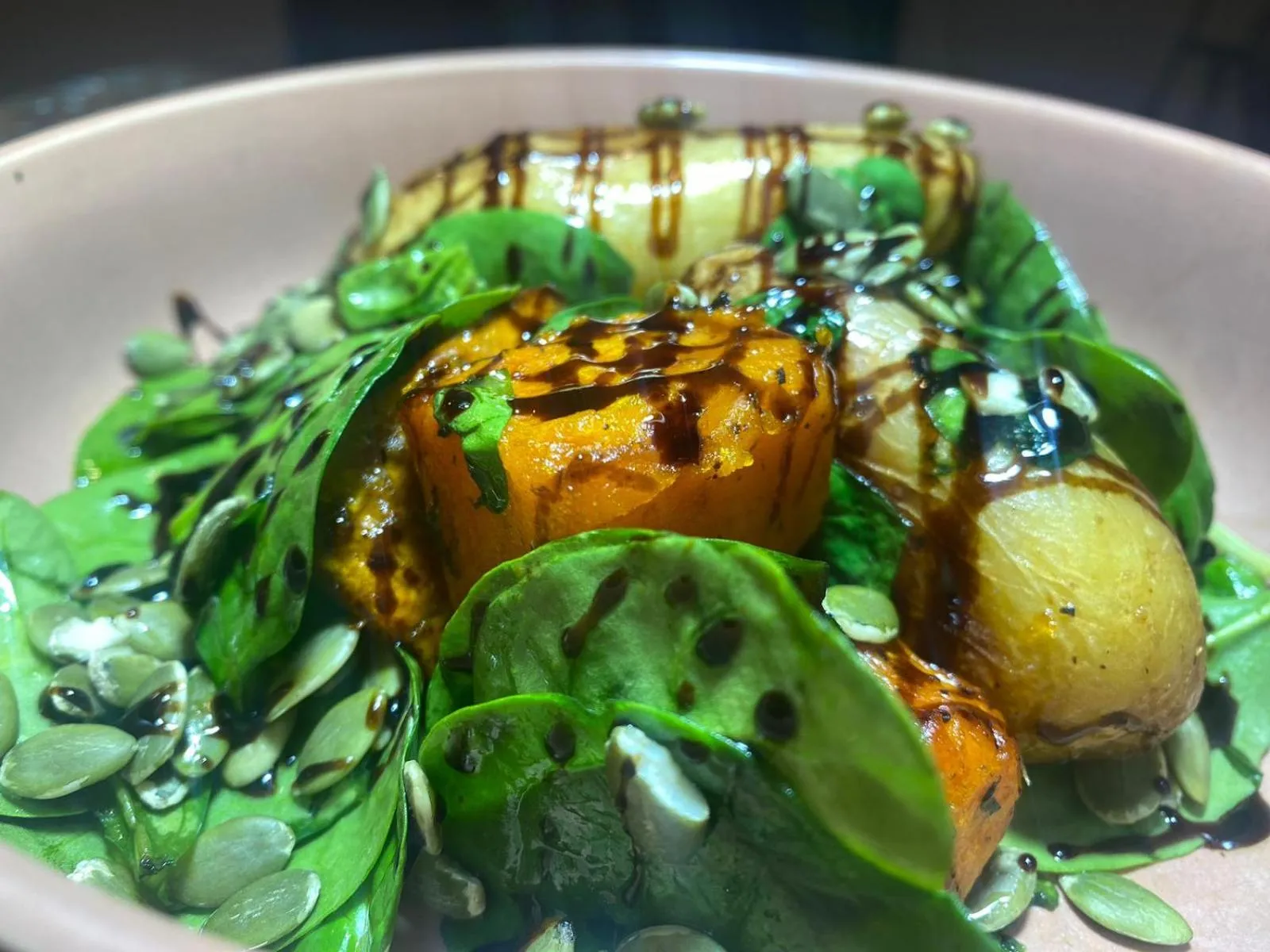 Restaurant/places to eat in Ascot Motor Inn