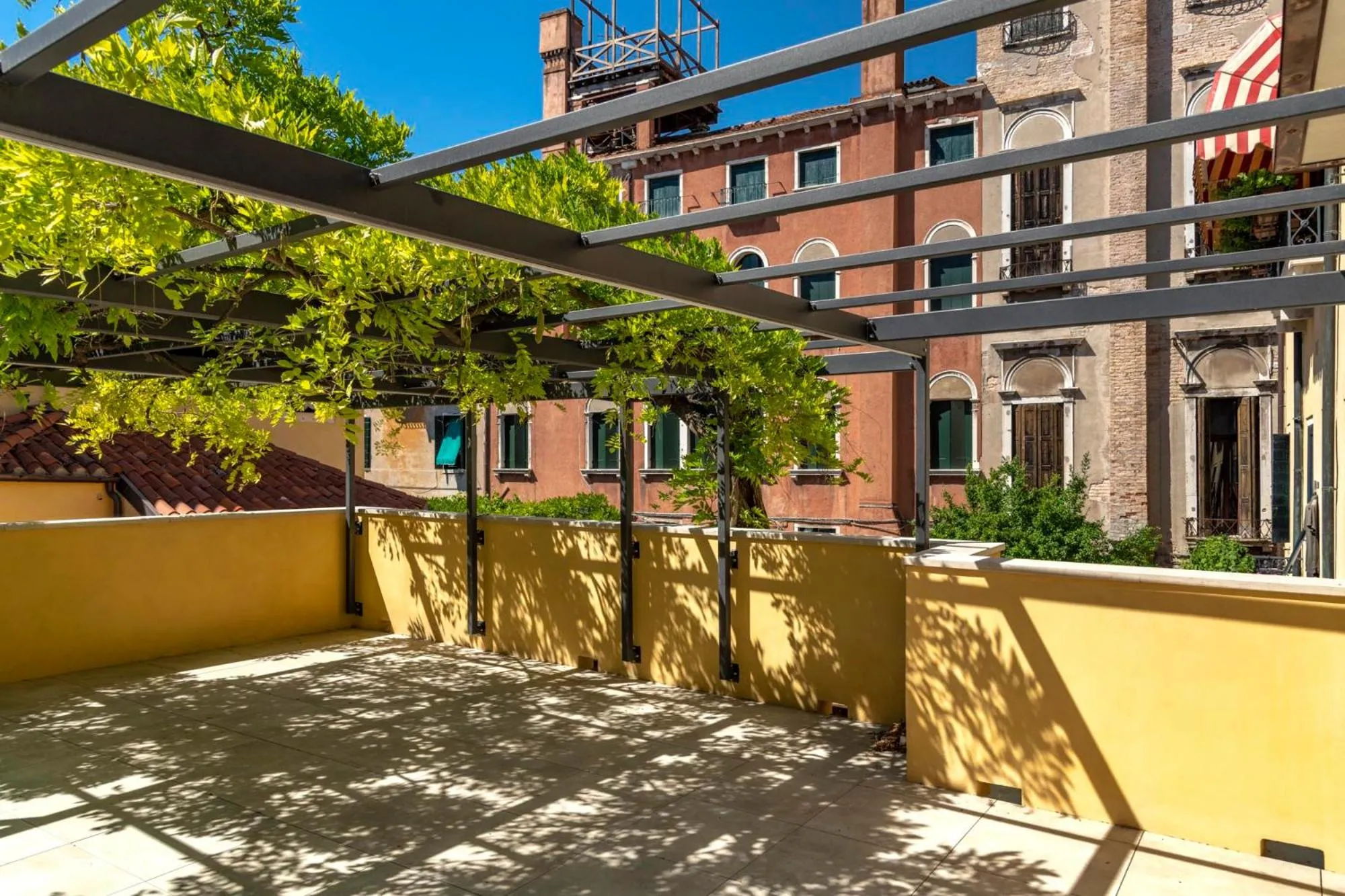 Day in Ca' de la Fonte - WENICE Deep Culture