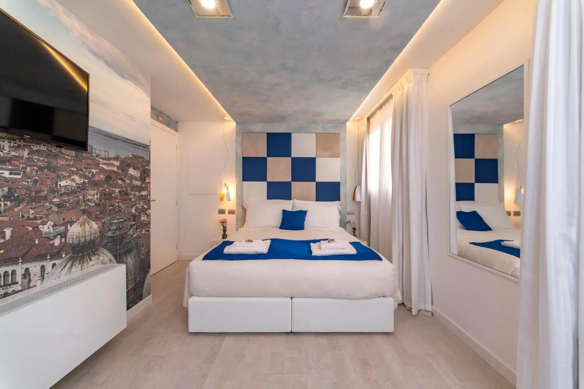 Bed in Ca' de la Fonte - WENICE Deep Culture