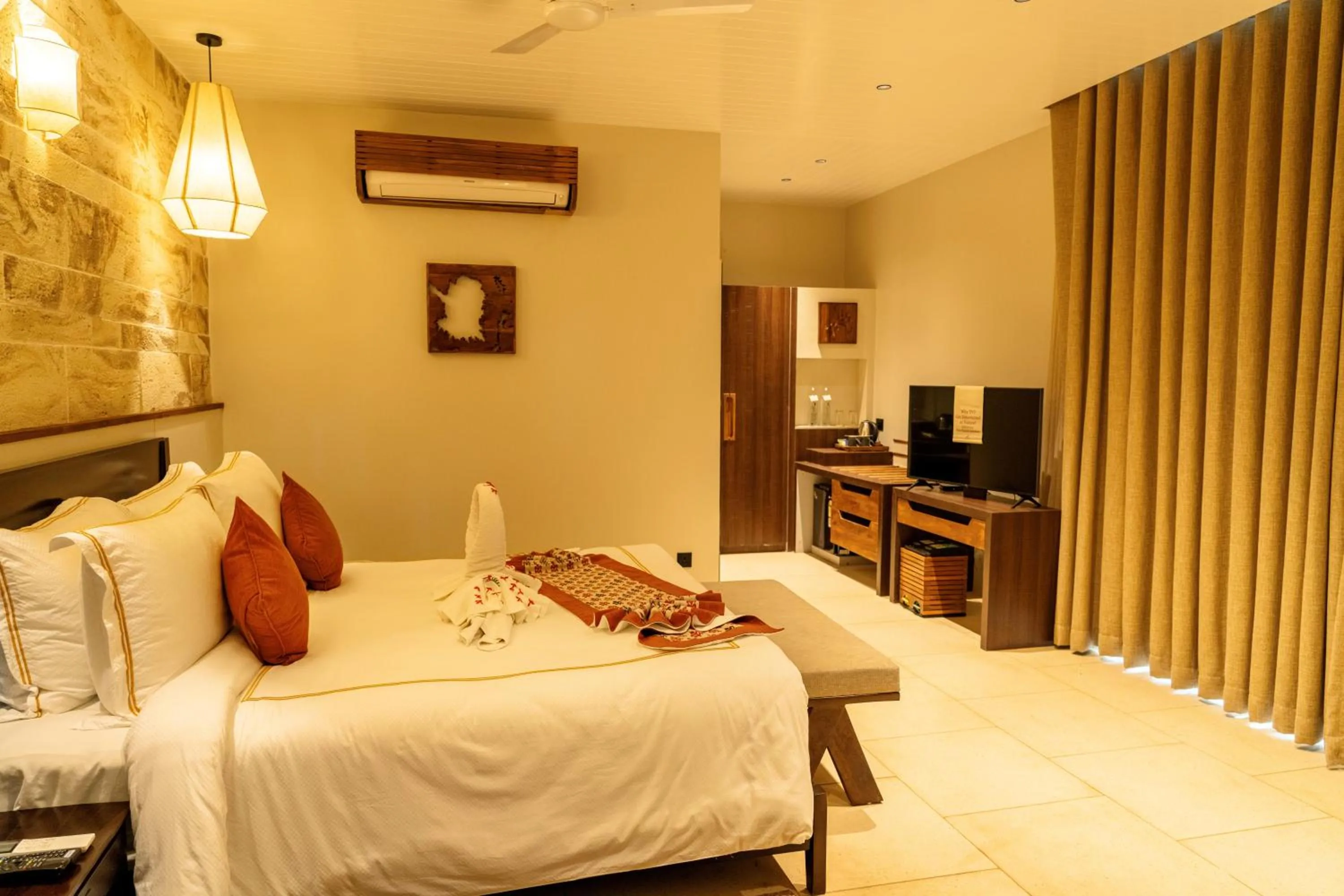 Bedroom, Bed in The Fern Gir Forest Resort, Sasan Gir - A Fern Crown Collection Resort