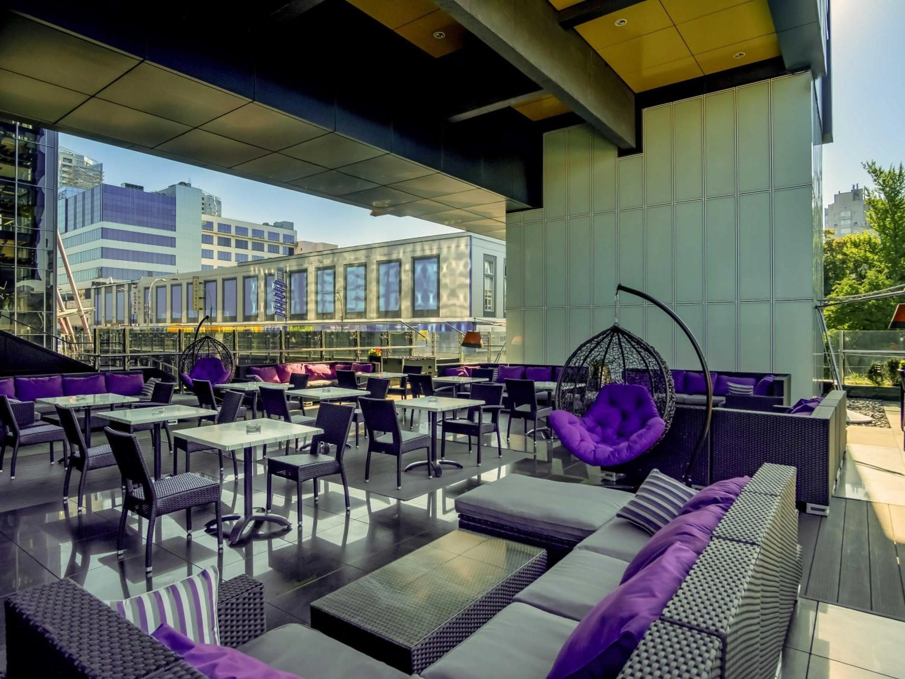 Restaurant/places to eat in Mercure Kyiv Congress