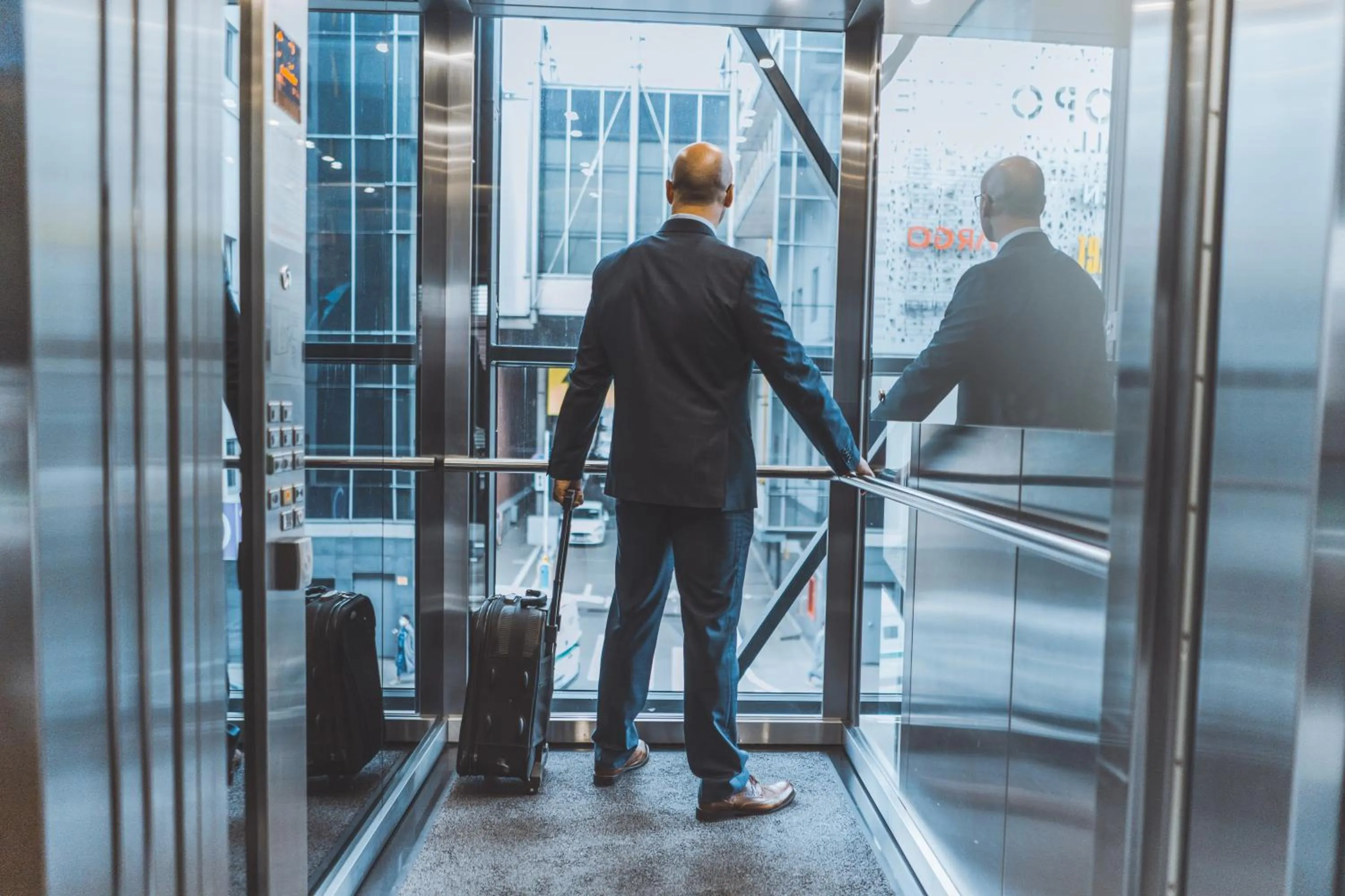 elevator in Mercure Kyiv Congress