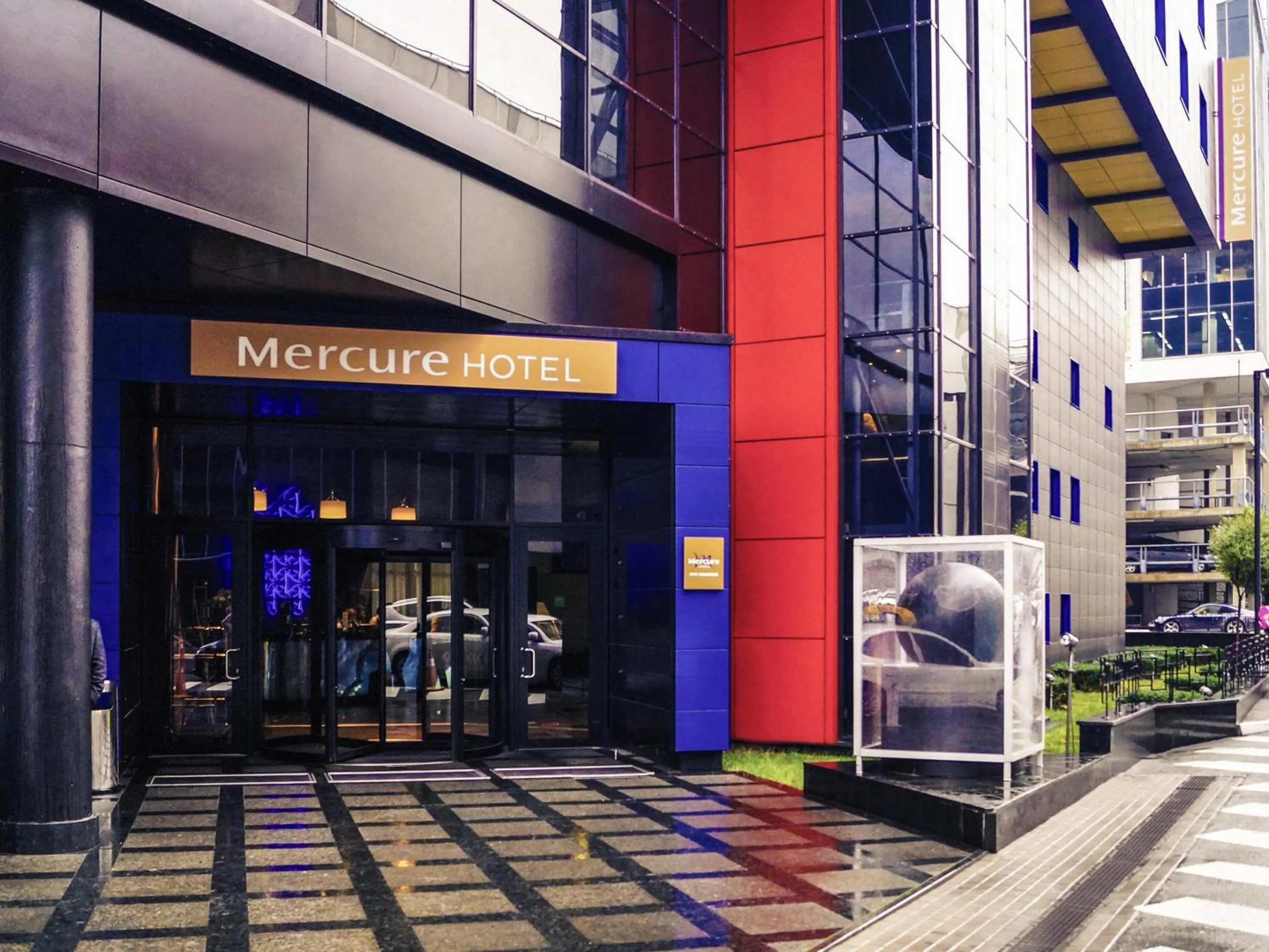 Property building in Mercure Kyiv Congress
