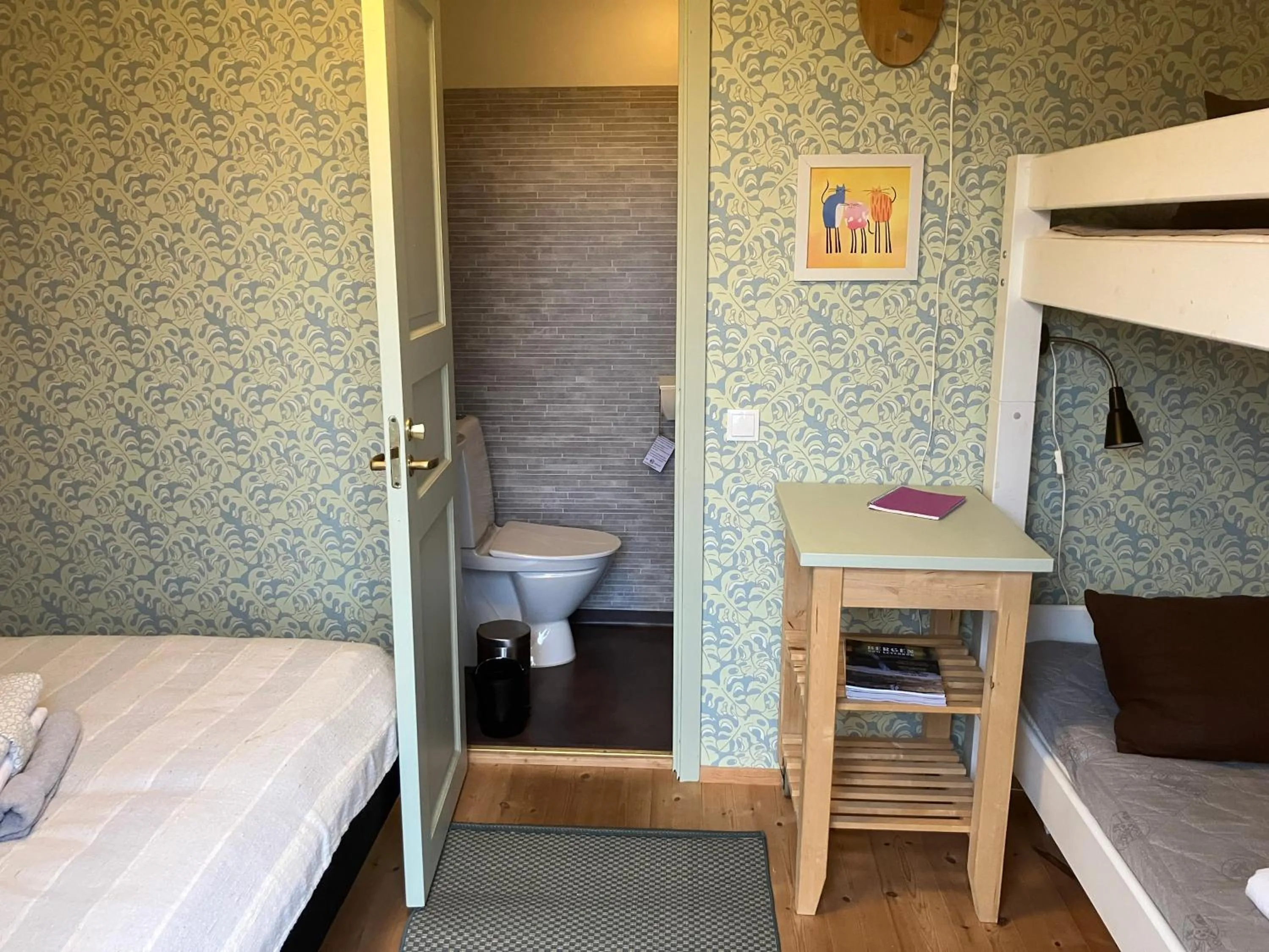 Property building, Bed in Lugnåsberget Ekohotell