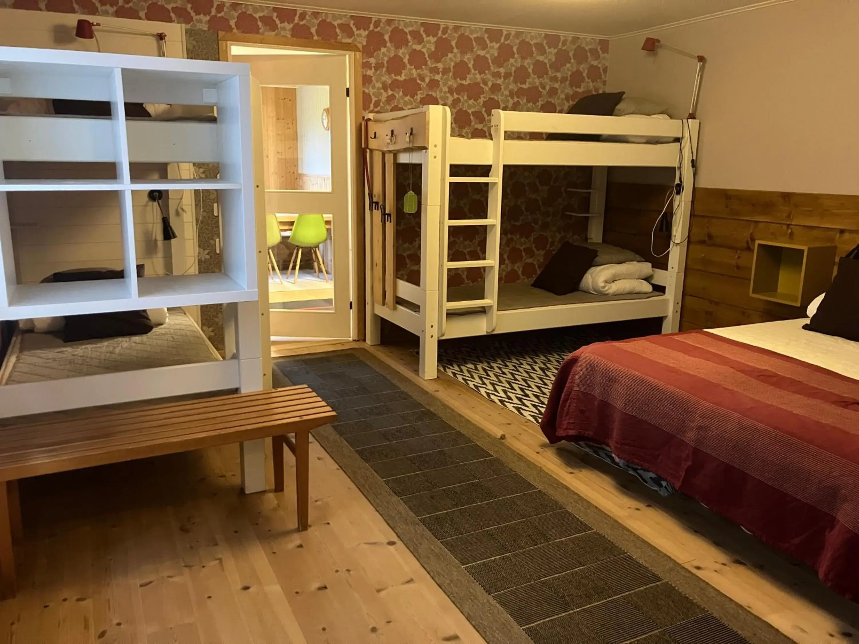 Family Room with Private Bathroom - single occupancy in Lugnåsberget Ekohotell Family Room with Private Bathroom - single occupancy in Lugnåsberget Ekohotell