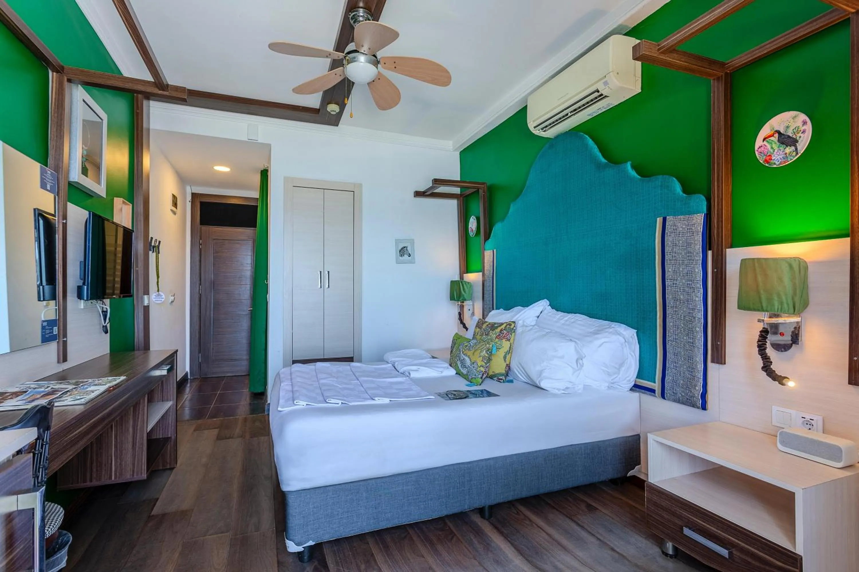 Balcony/Terrace, Bed in Anjeliq House Boutique Hotel