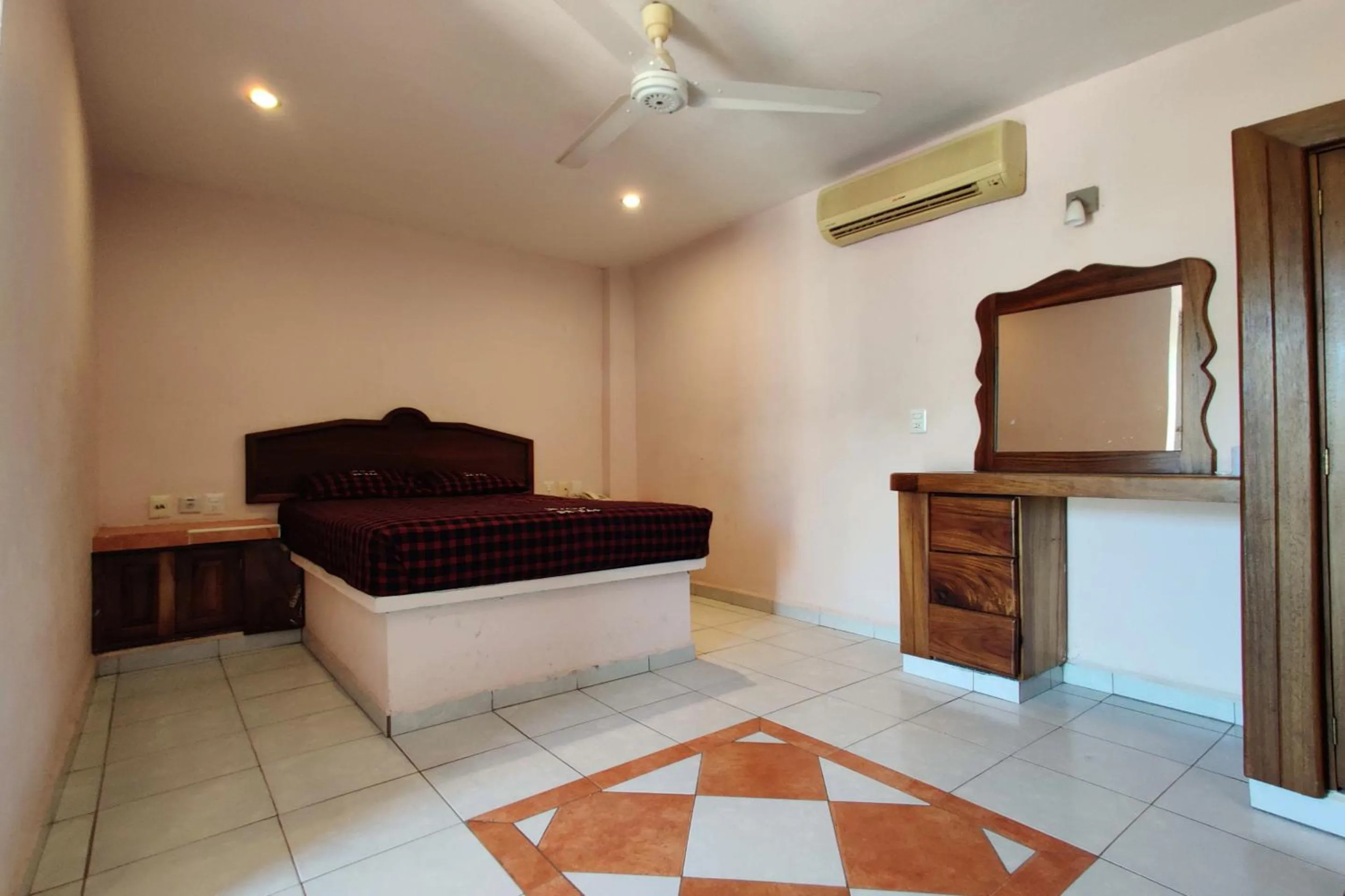 Bedroom in OYO Hotel Brisas Del Pacífico