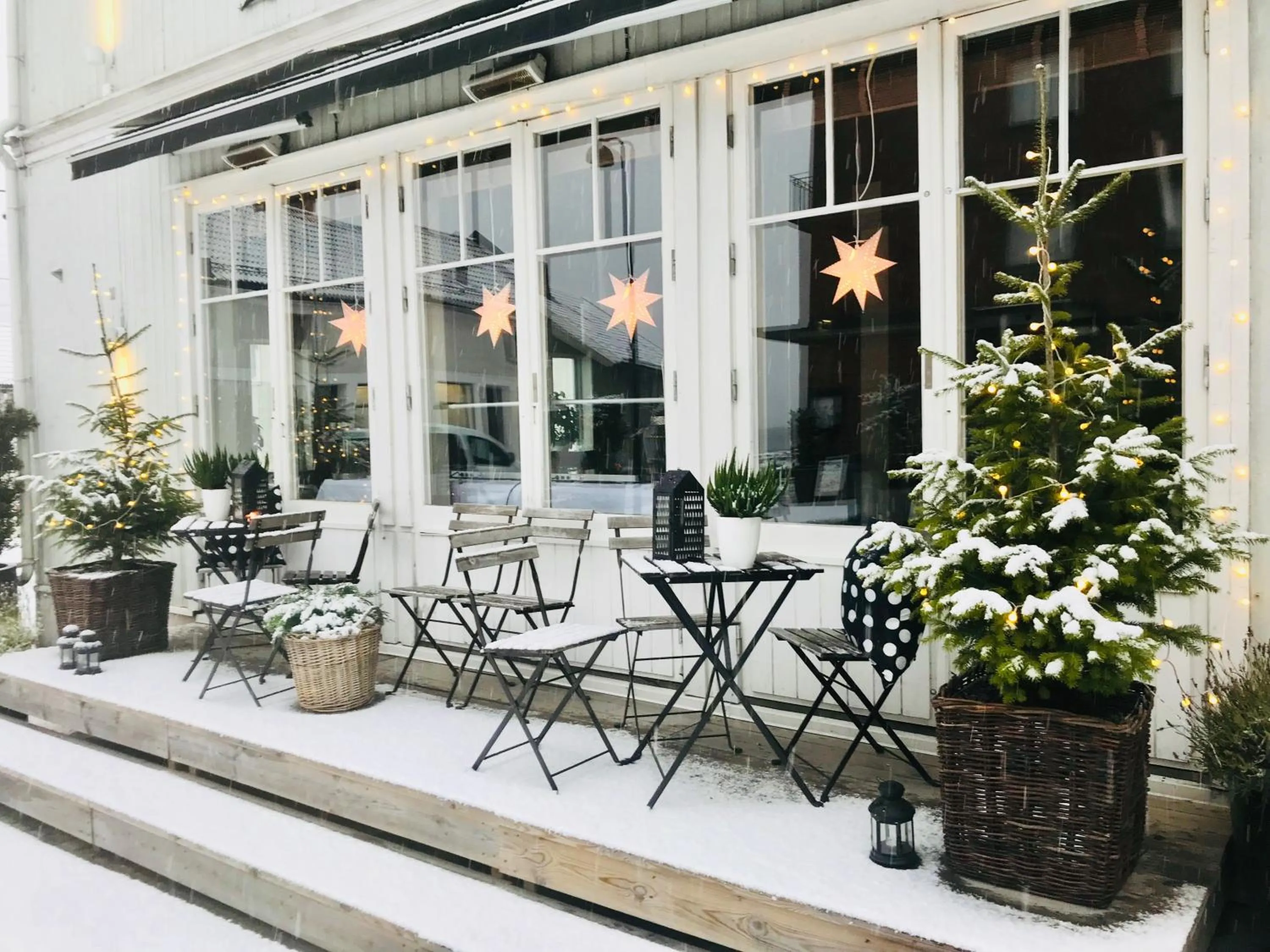 Patio in Reenskaug Hotel