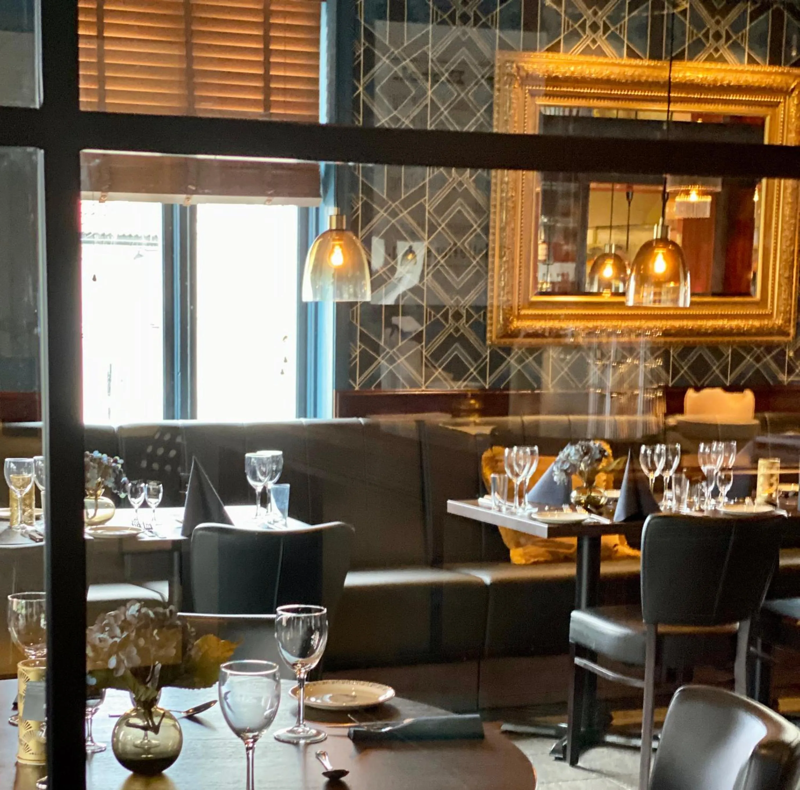 Restaurant/places to eat in Reenskaug Hotel