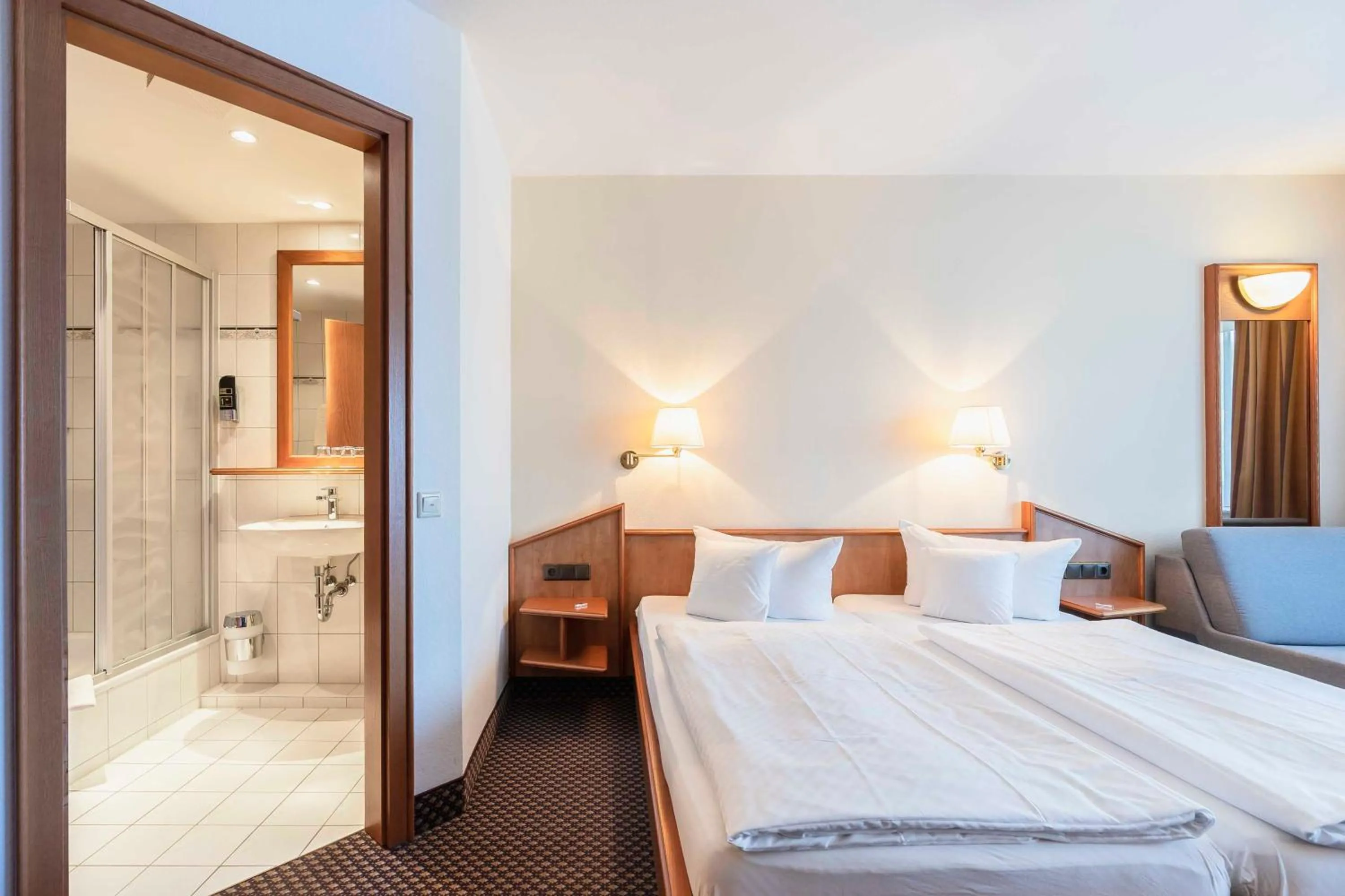 Photo of the whole room, Bed in Hotel Markgraf