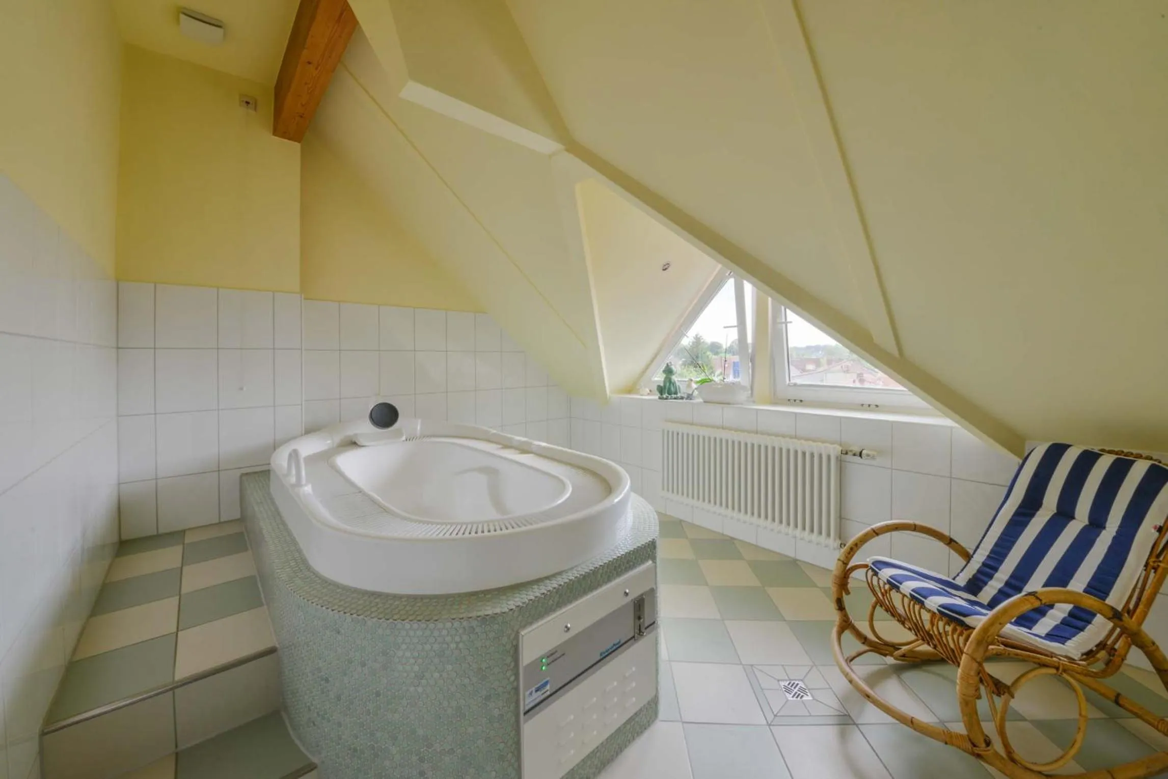 Hot Tub in Hotel Markgraf