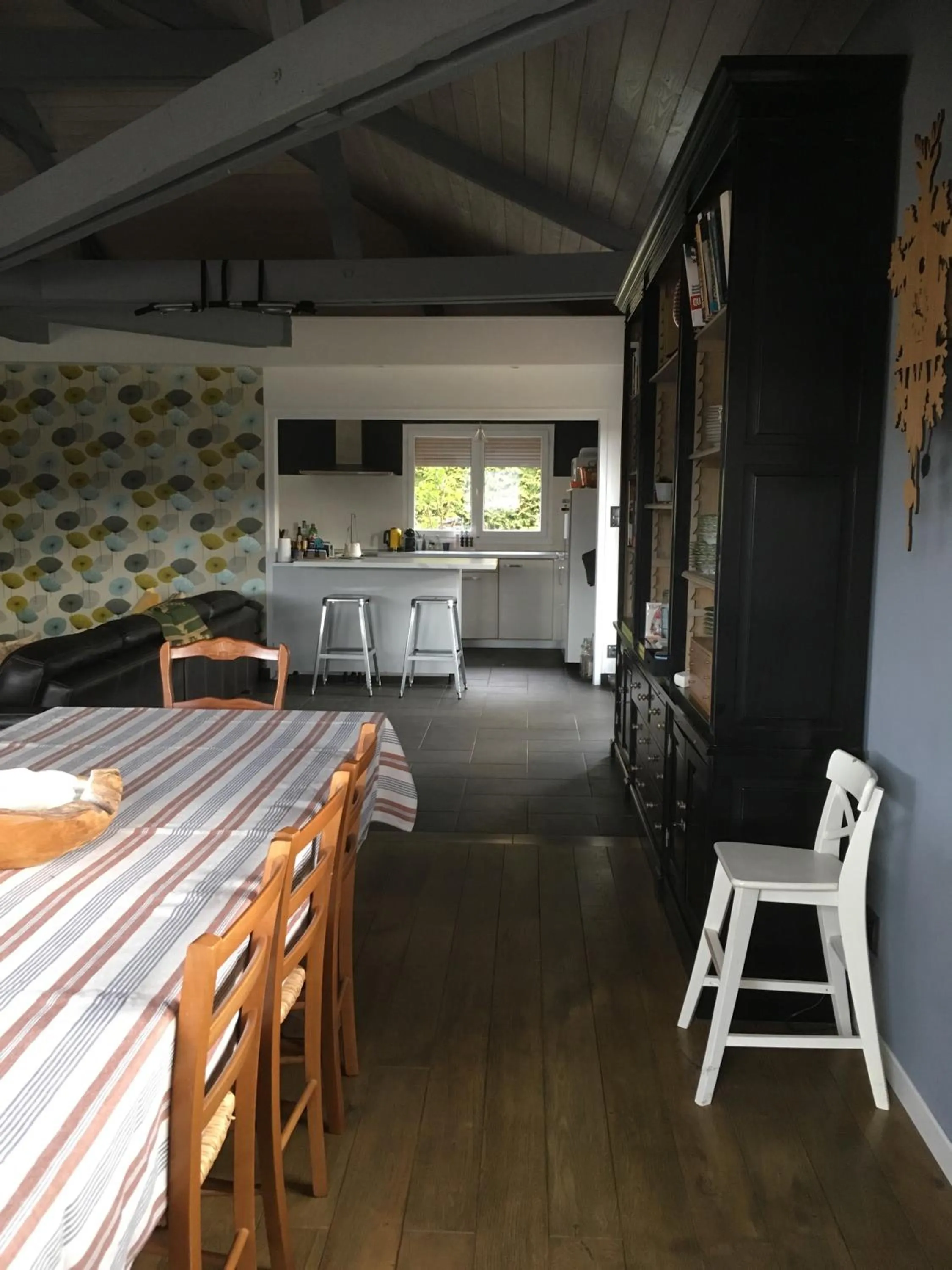 Dining area in B&B Les Hauts d'Ornans