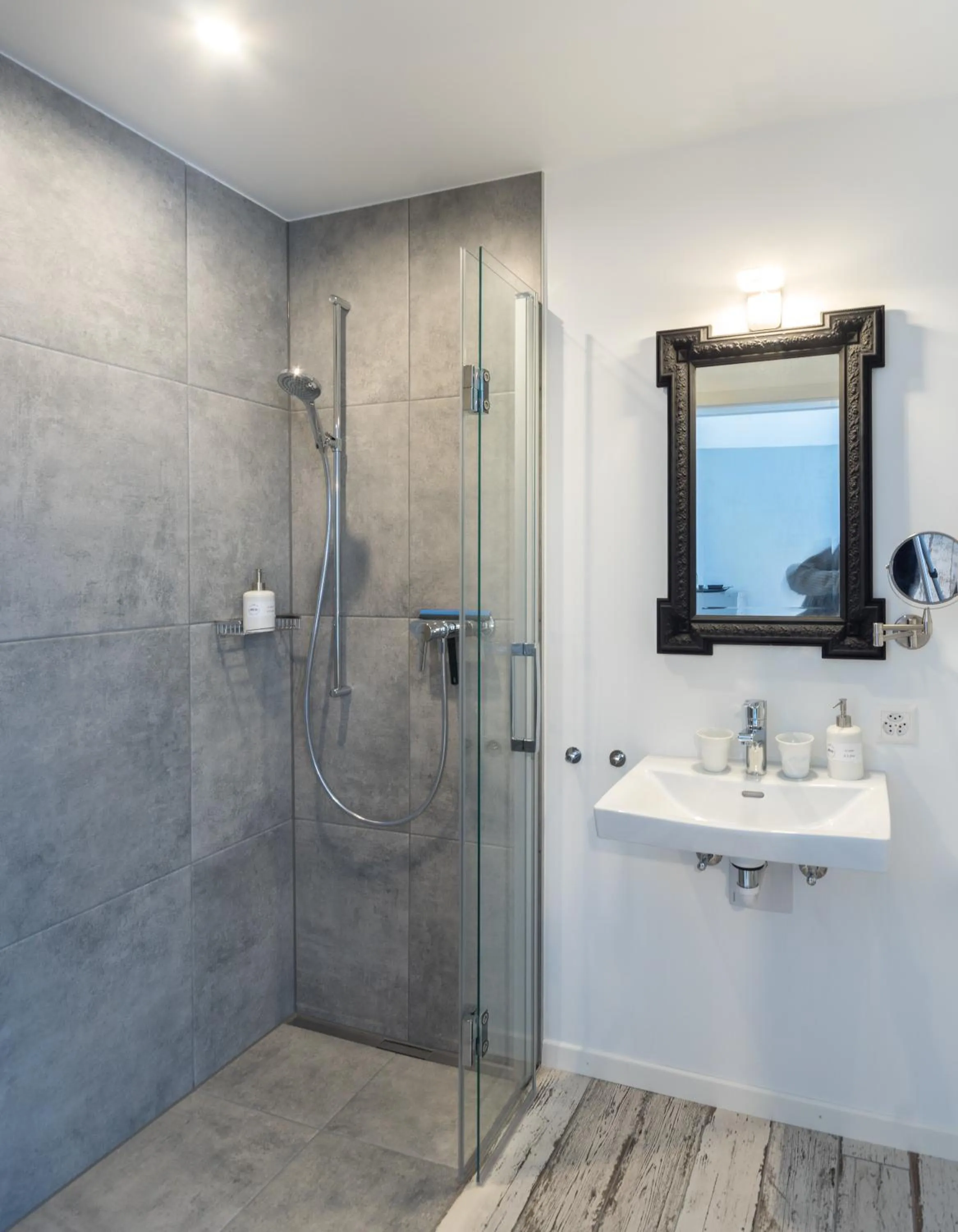 Double Room - Disability Access in La Ferme des Arêtes