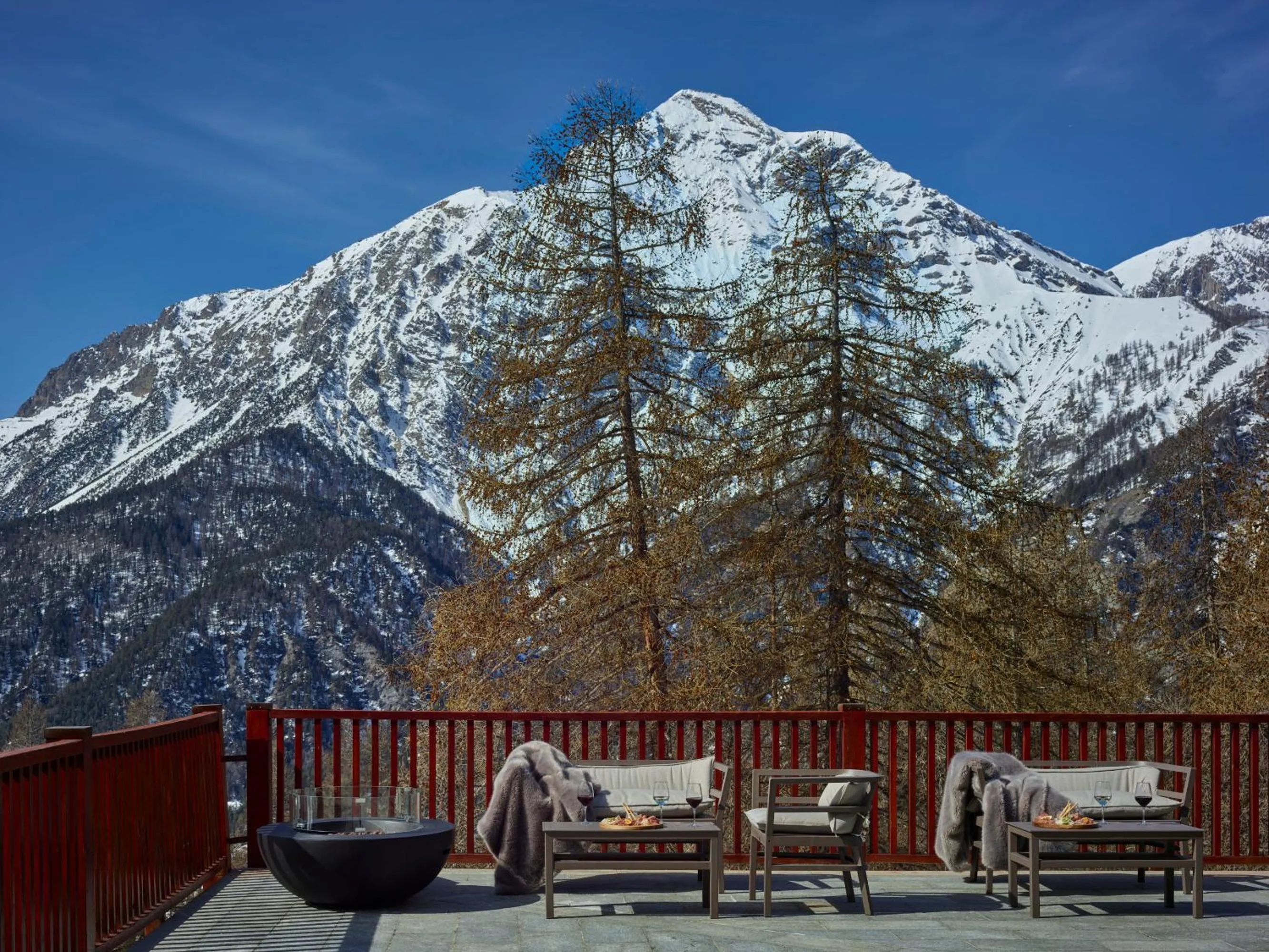 Mountain view in Hotel Sansicario Majestic