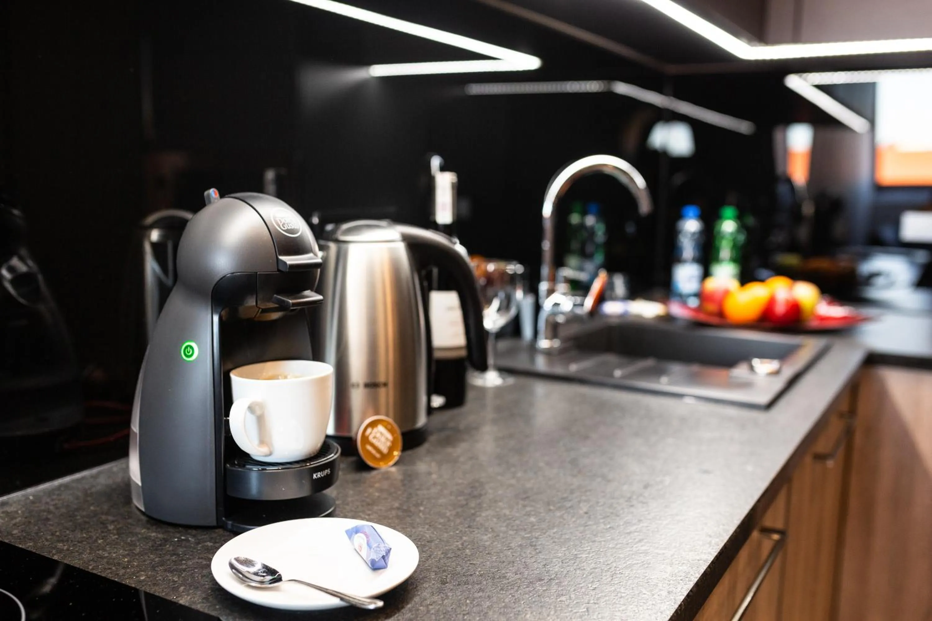 Coffee/tea facilities in Aparthotel New Lux