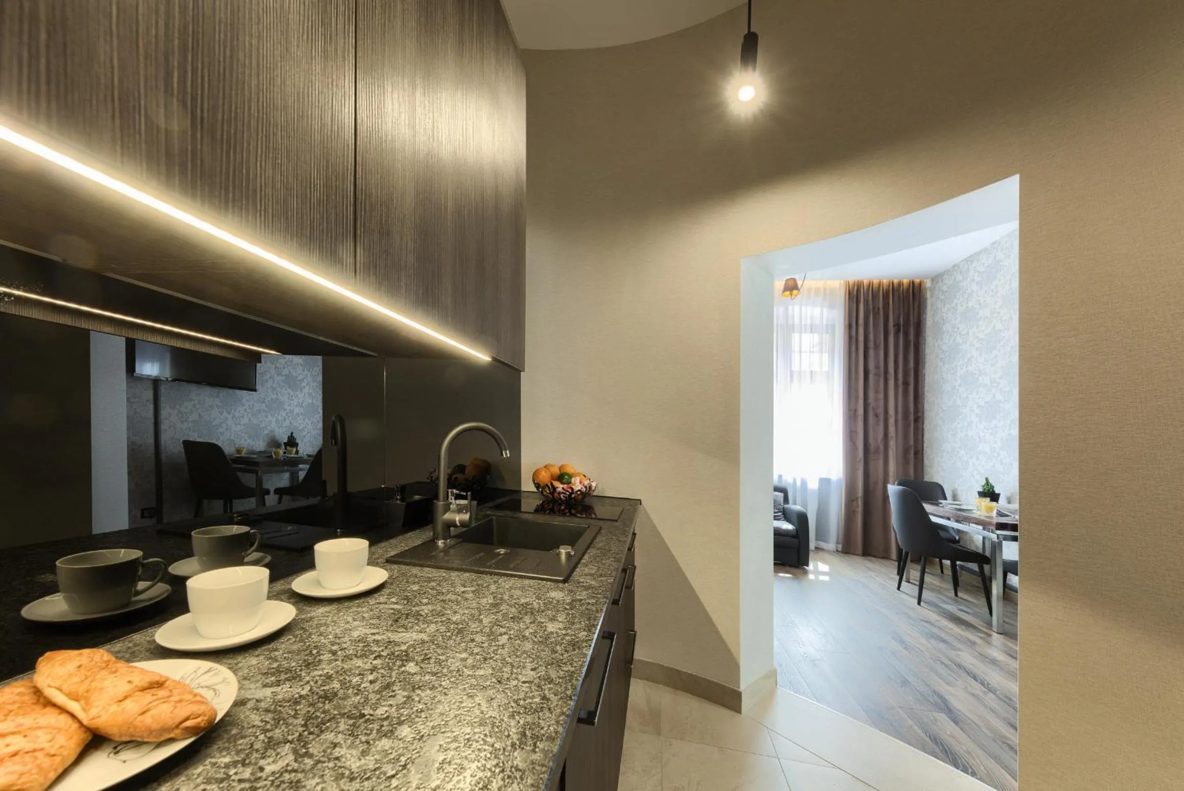 Kitchen or kitchenette in Aparthotel New Lux