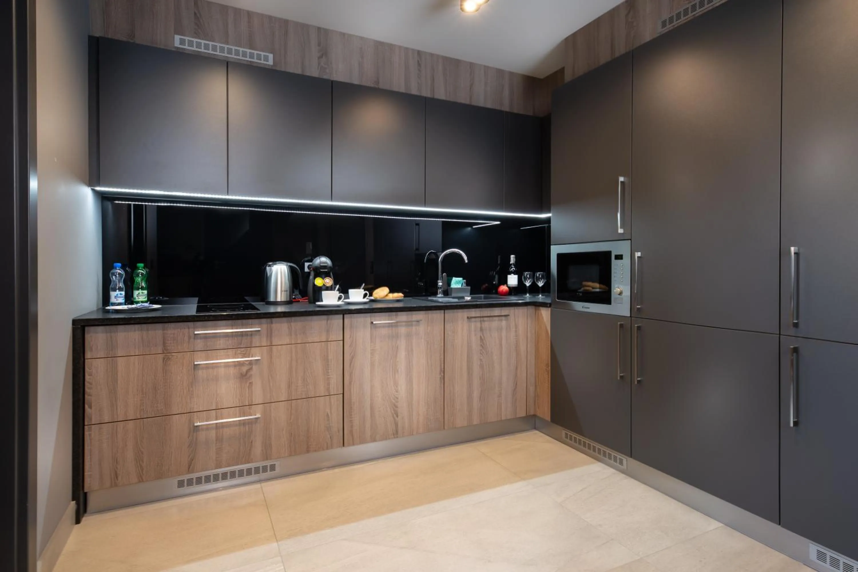 Kitchen or kitchenette in Aparthotel New Lux