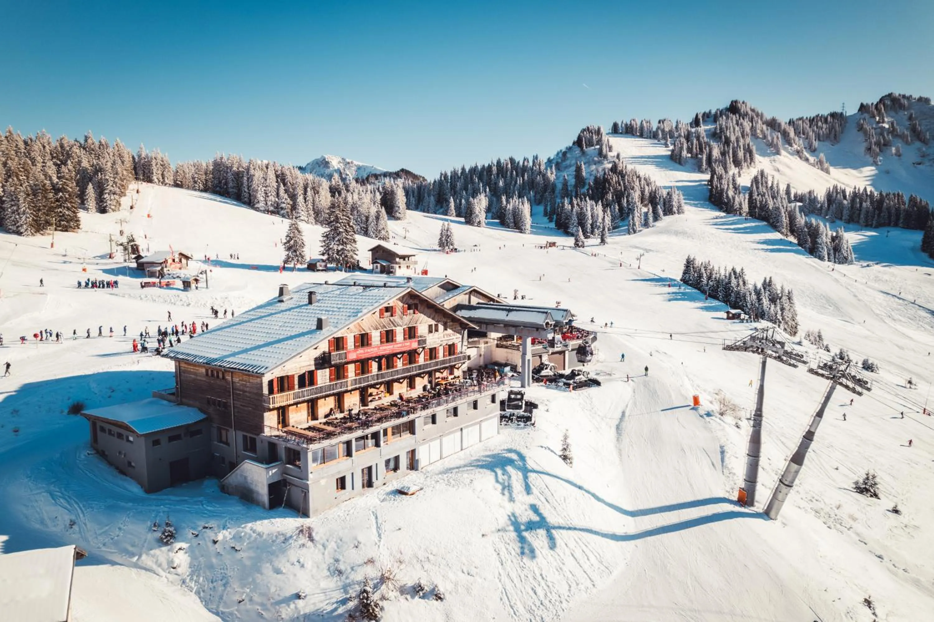 Property building in L'Escale (accès en télécabine)